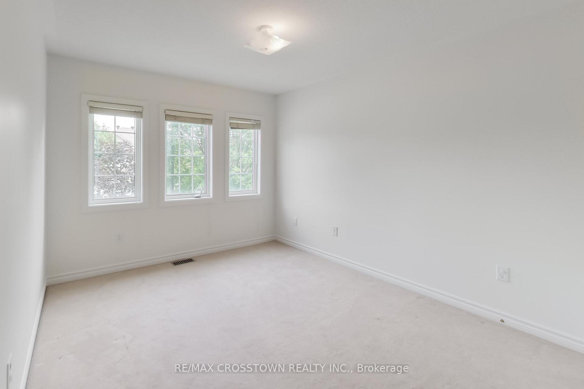 Photo 30 of 50 Petermann Street, Aurora, Bayview Northeast — HOMEH