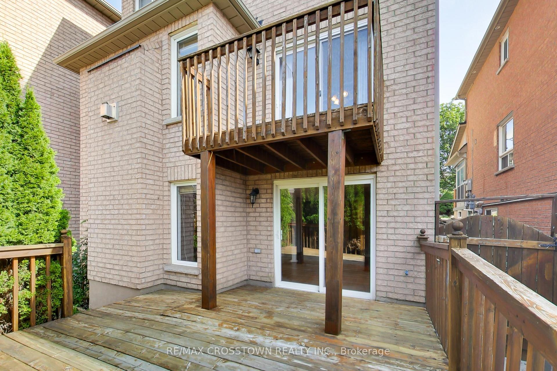 Photo 48 of 50 Petermann Street, Aurora, Bayview Northeast — HOMEH
