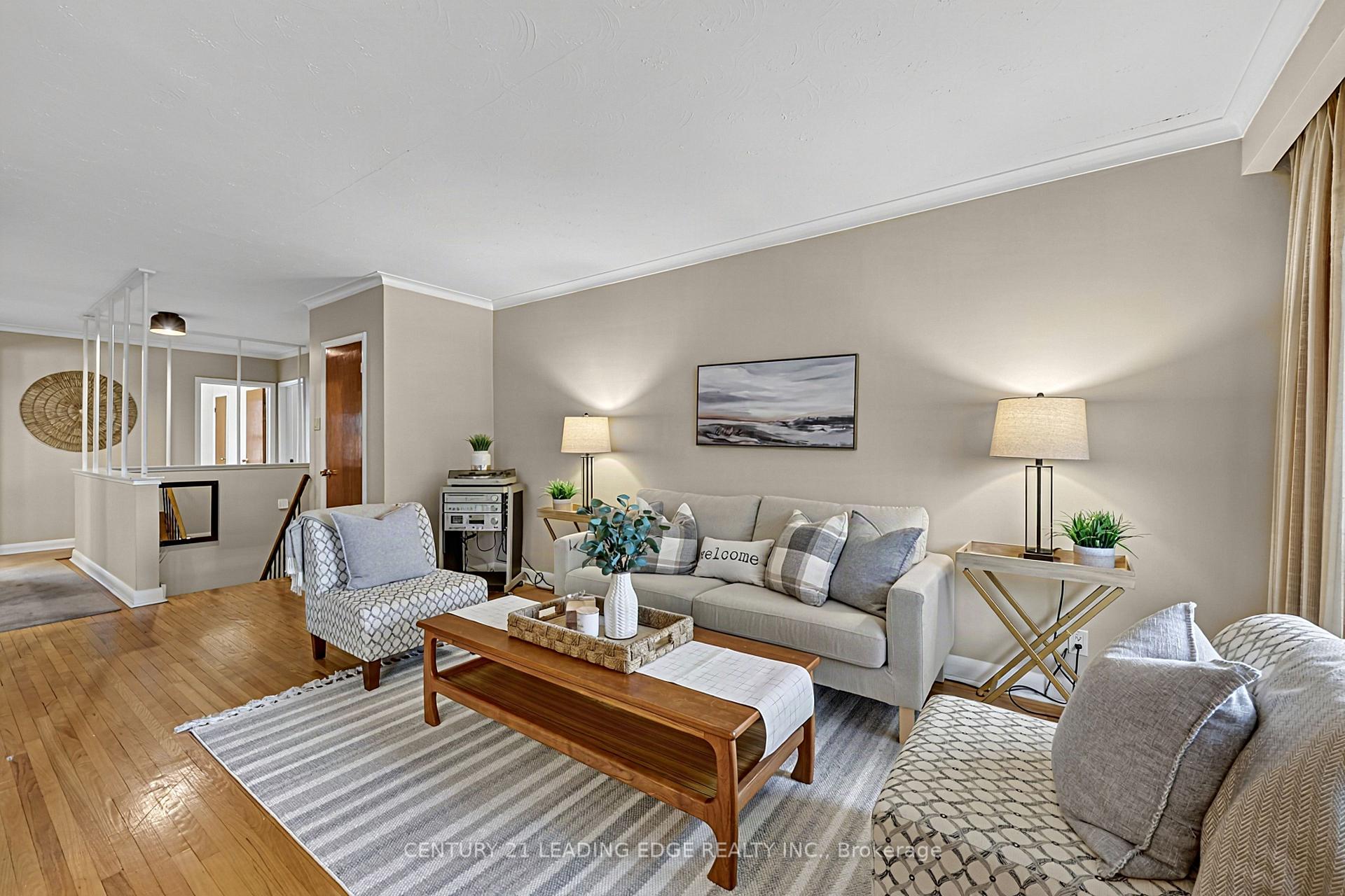 Photo 13 of 15 Wetherby Drive, Scarborough, Eglinton East — HOMEH