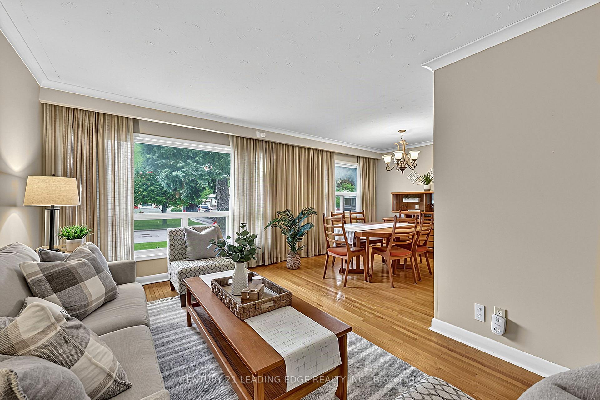 Photo 15 of 15 Wetherby Drive, Scarborough, Eglinton East — HOMEH
