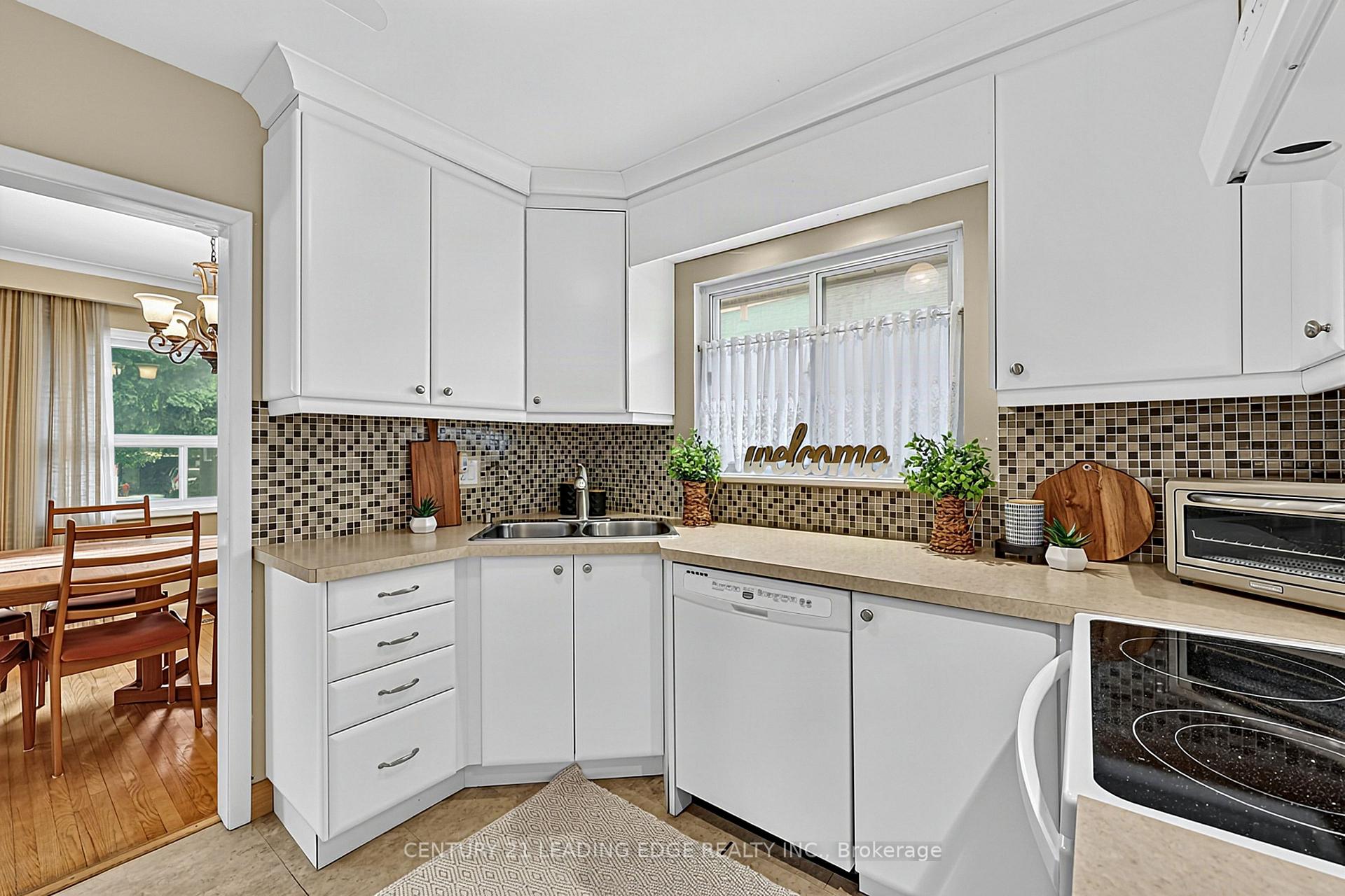 Photo 20 of 15 Wetherby Drive, Scarborough, Eglinton East — HOMEH