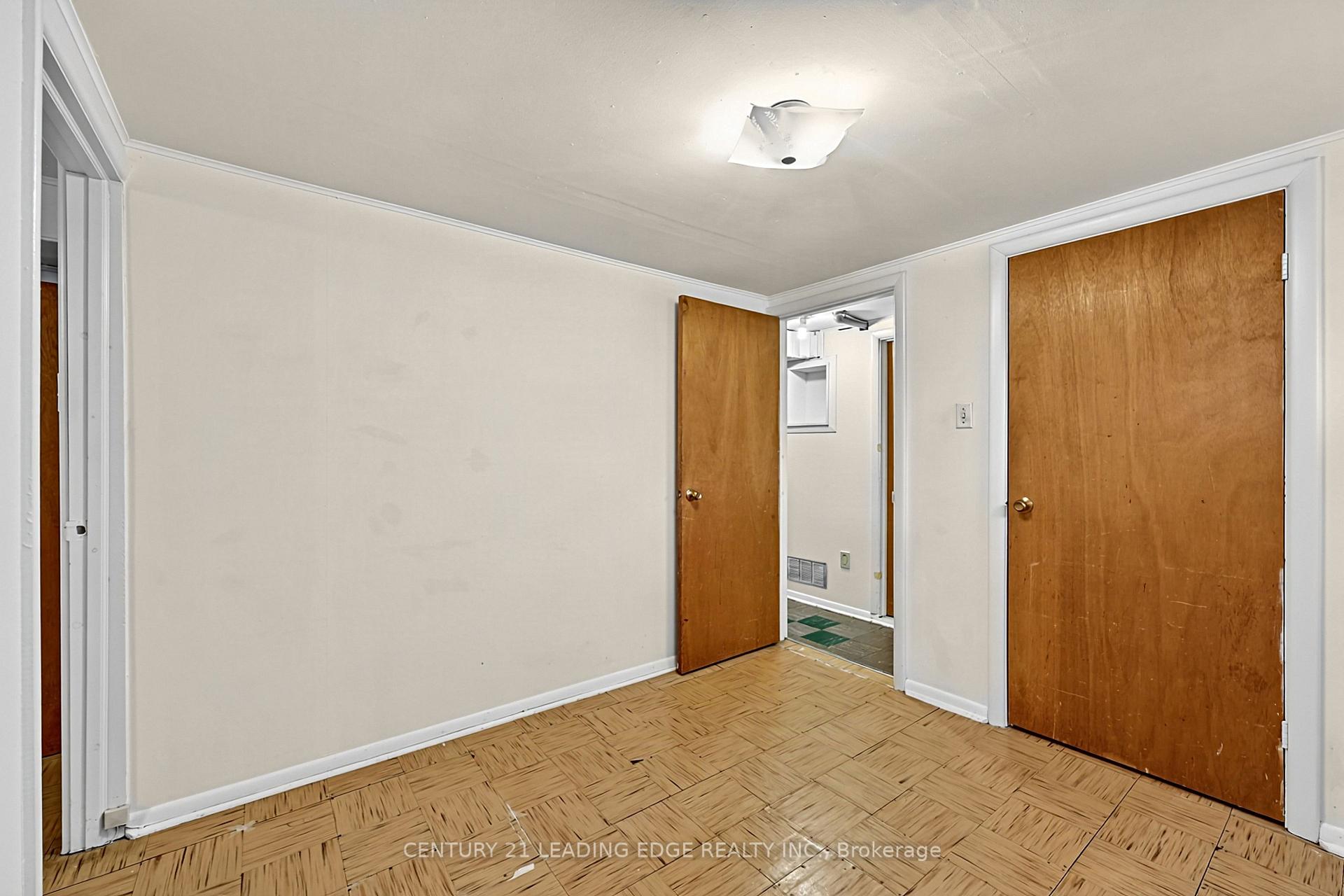 Photo 38 of 15 Wetherby Drive, Scarborough, Eglinton East — HOMEH