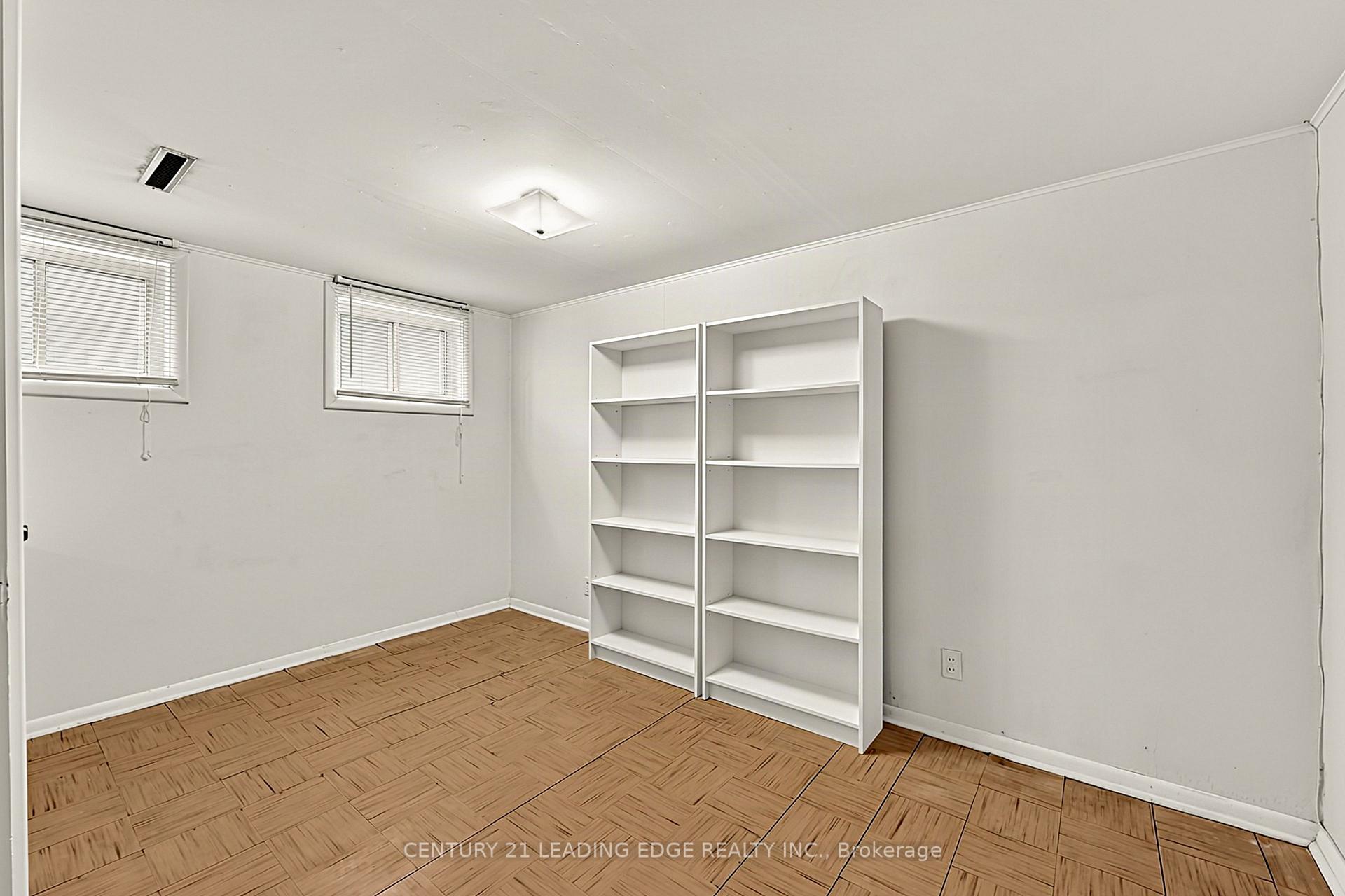 Photo 39 of 15 Wetherby Drive, Scarborough, Eglinton East — HOMEH