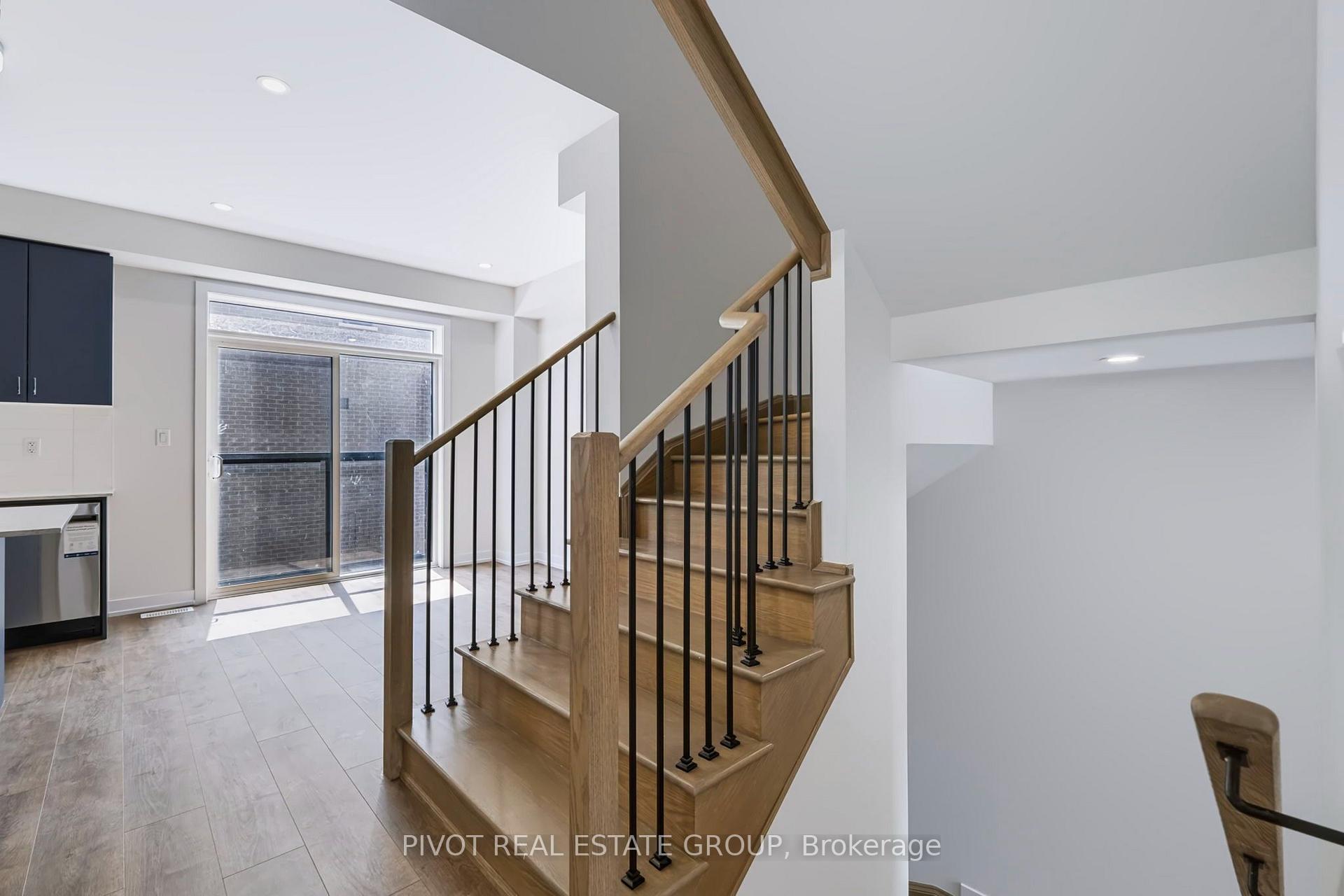Photo 7 of 78 Danielle Moore Circle, Scarborough, Bendale — HOMEH