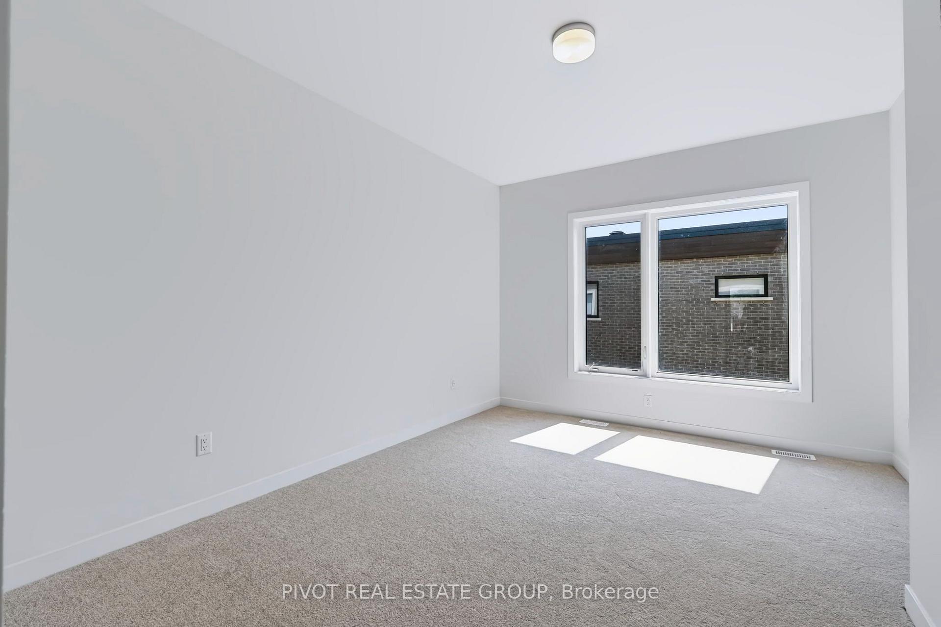 Photo 21 of 78 Danielle Moore Circle, Scarborough, Bendale — HOMEH