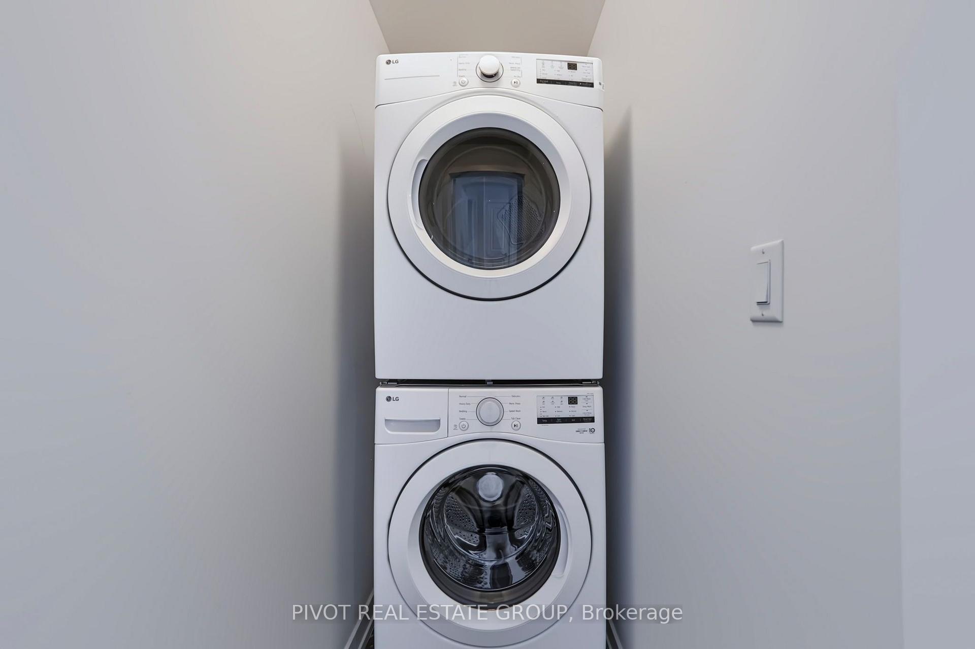 Photo 32 of 78 Danielle Moore Circle, Scarborough, Bendale — HOMEH
