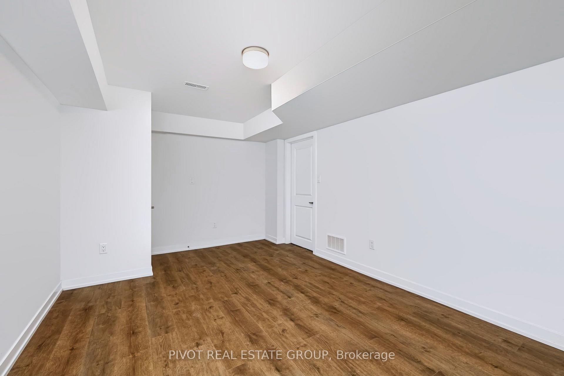 Photo 36 of 78 Danielle Moore Circle, Scarborough, Bendale — HOMEH