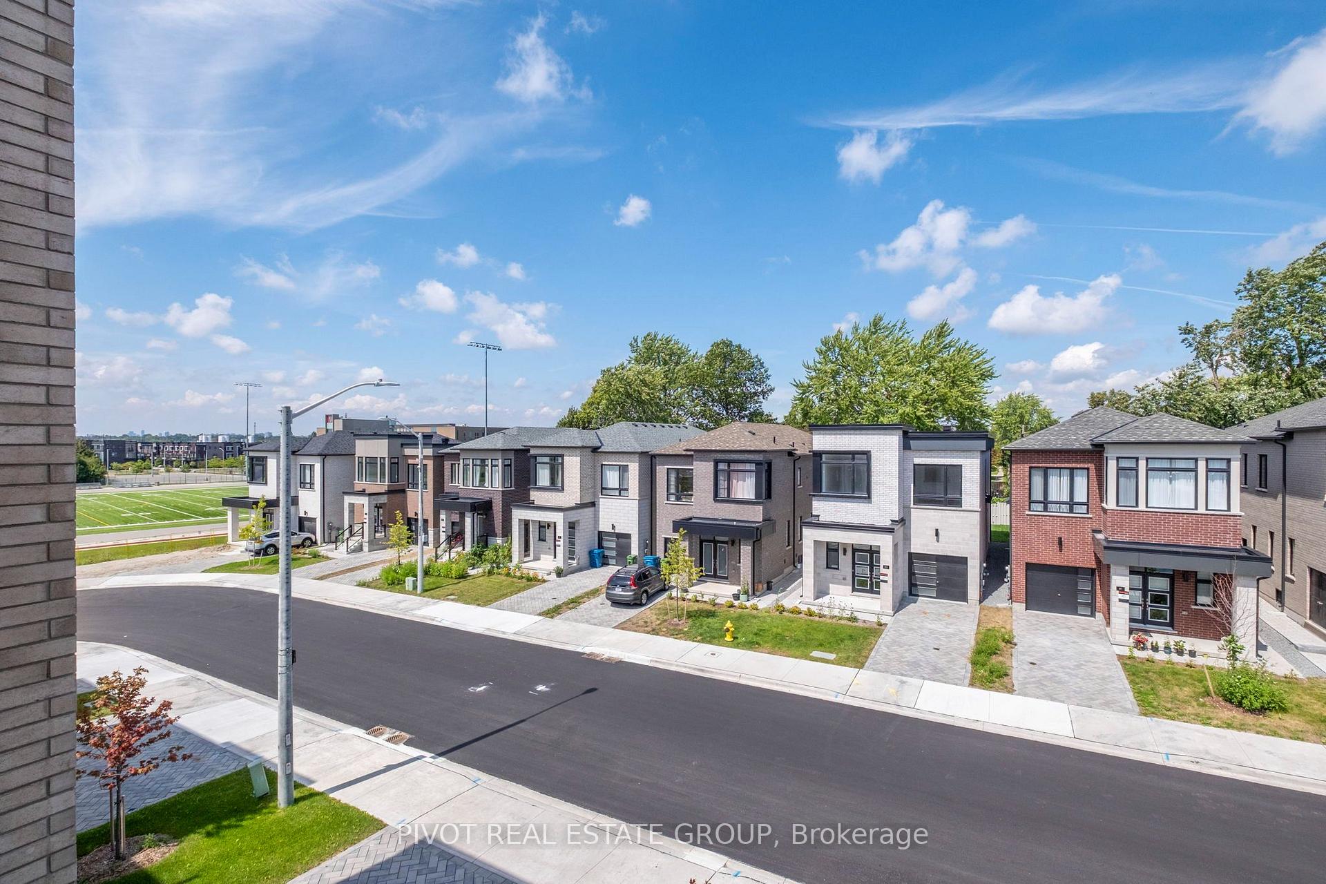 Photo 39 of 78 Danielle Moore Circle, Scarborough, Bendale — HOMEH