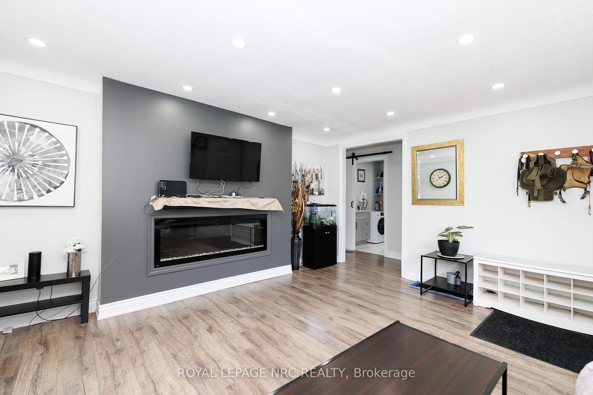 Photo 6 of 68 Carlton Street, St. Catharines, Downtown — HOMEH
