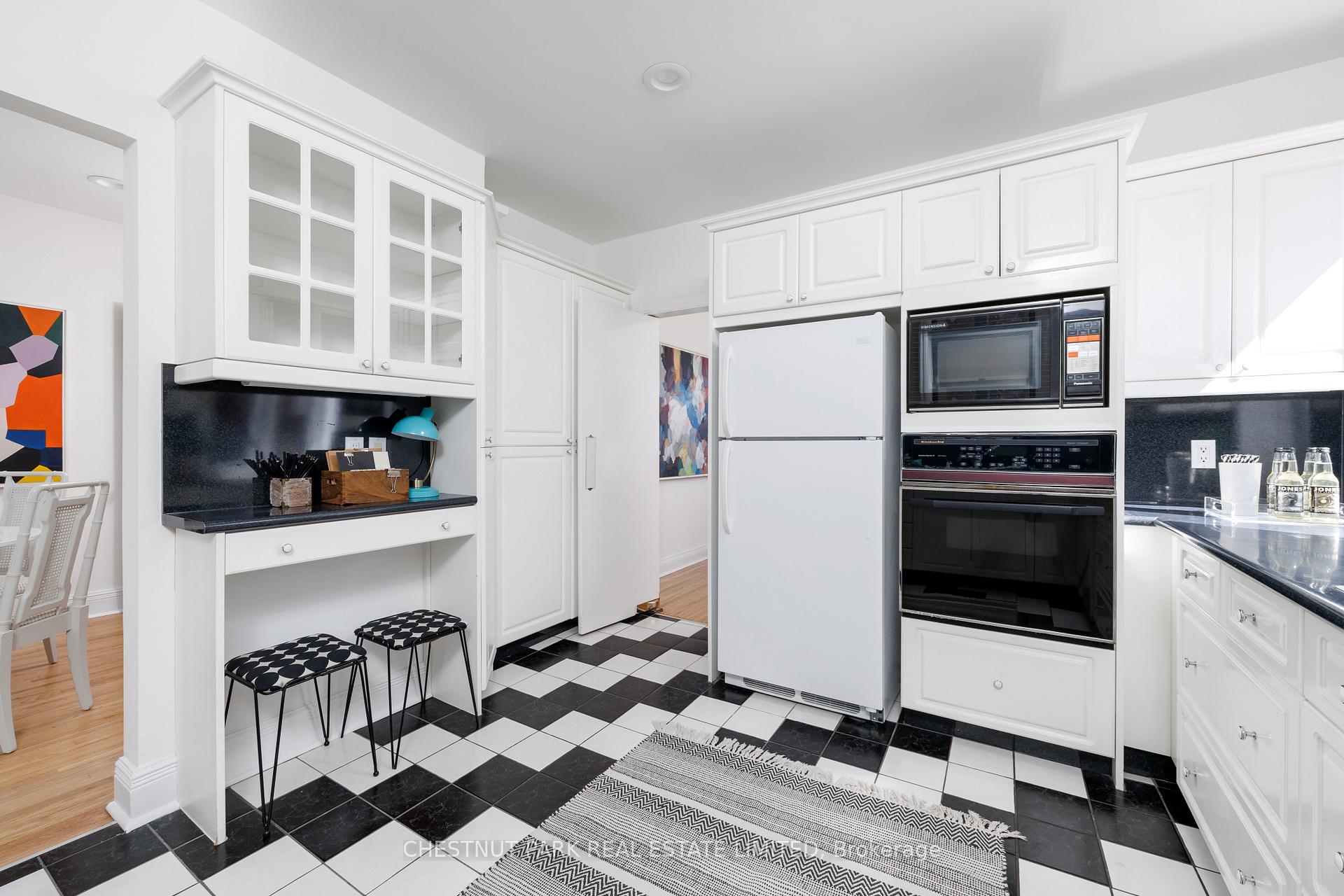 Photo 18 of 264 Oriole Parkway, Toronto, Yonge-Eglinton — HOMEH