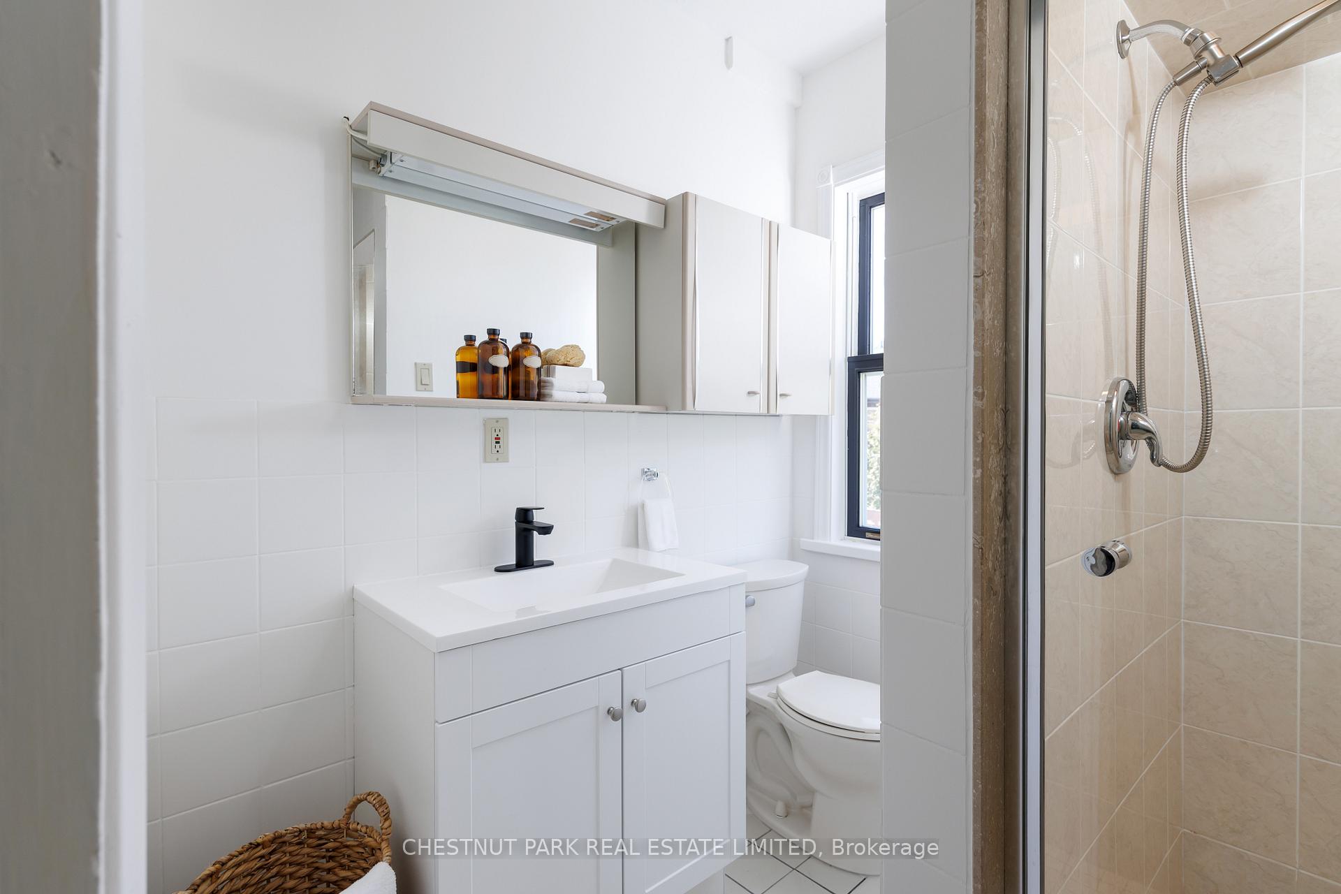 Photo 36 of 264 Oriole Parkway, Toronto, Yonge-Eglinton — HOMEH