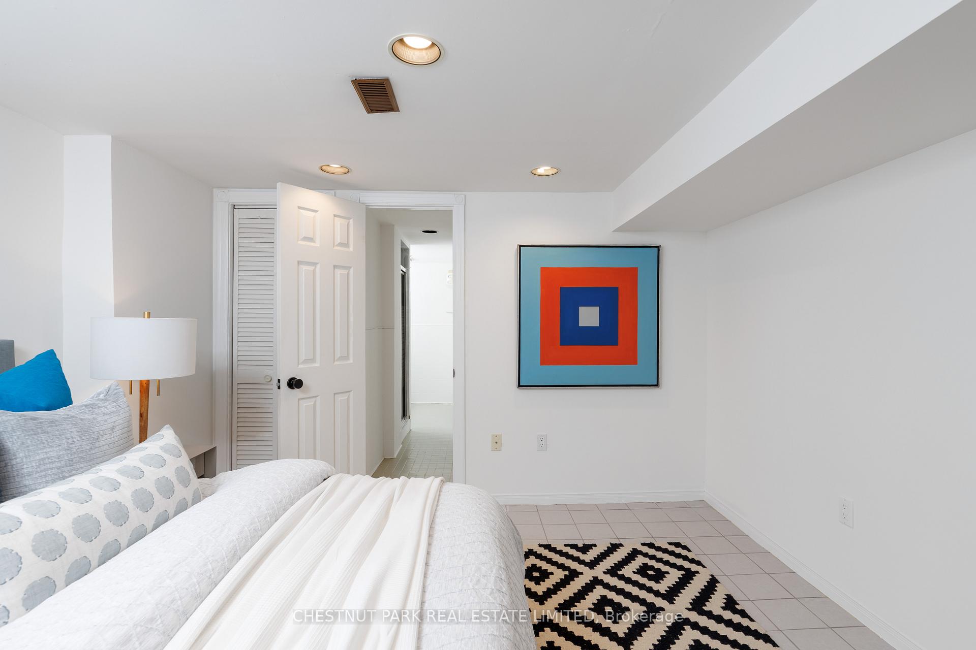 Photo 42 of 264 Oriole Parkway, Toronto, Yonge-Eglinton — HOMEH