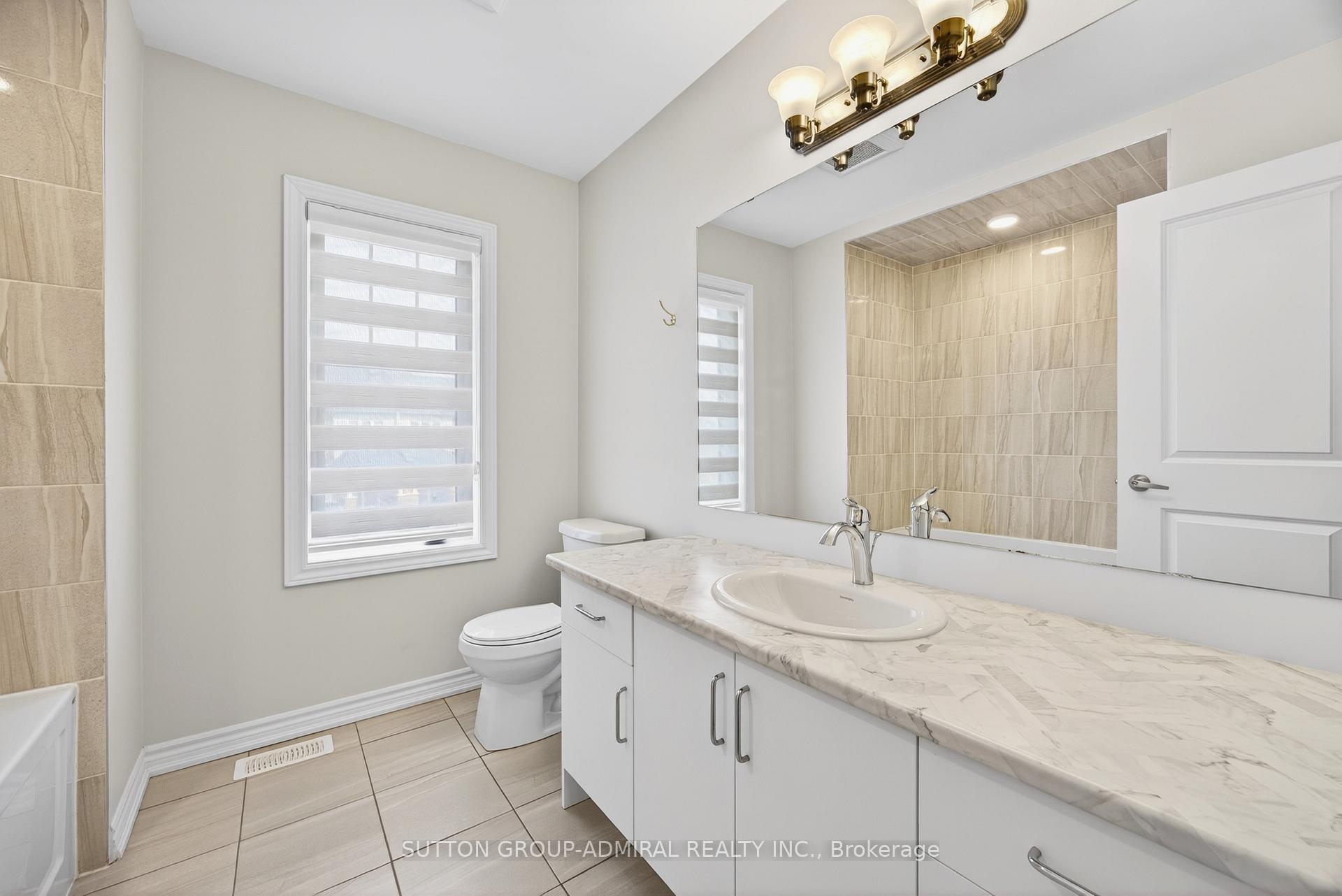 Photo 18 of 2237 Grainger Loop, Innisfil, Rural Innisfil — HOMEH