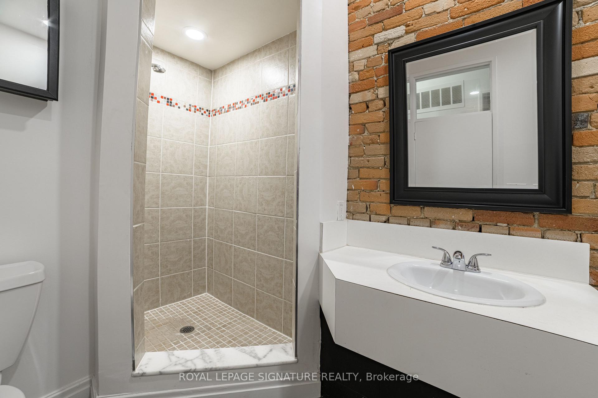 Photo 16 of Unit Main, 103 Gloucester Street, Toronto, Church-Yonge Corridor — HOMEH