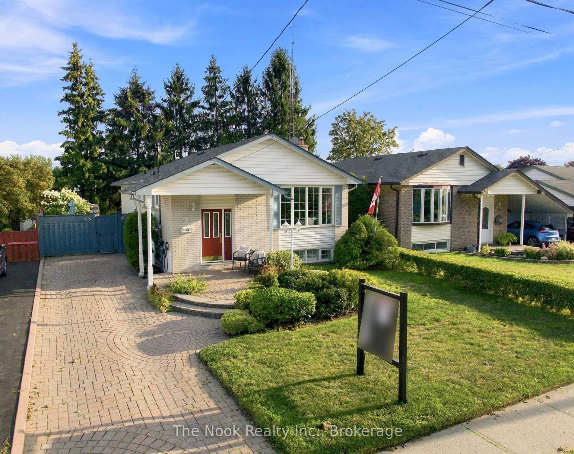 Photo 1 of 274 Labrador Drive, Oshawa, Donevan — HOMEH