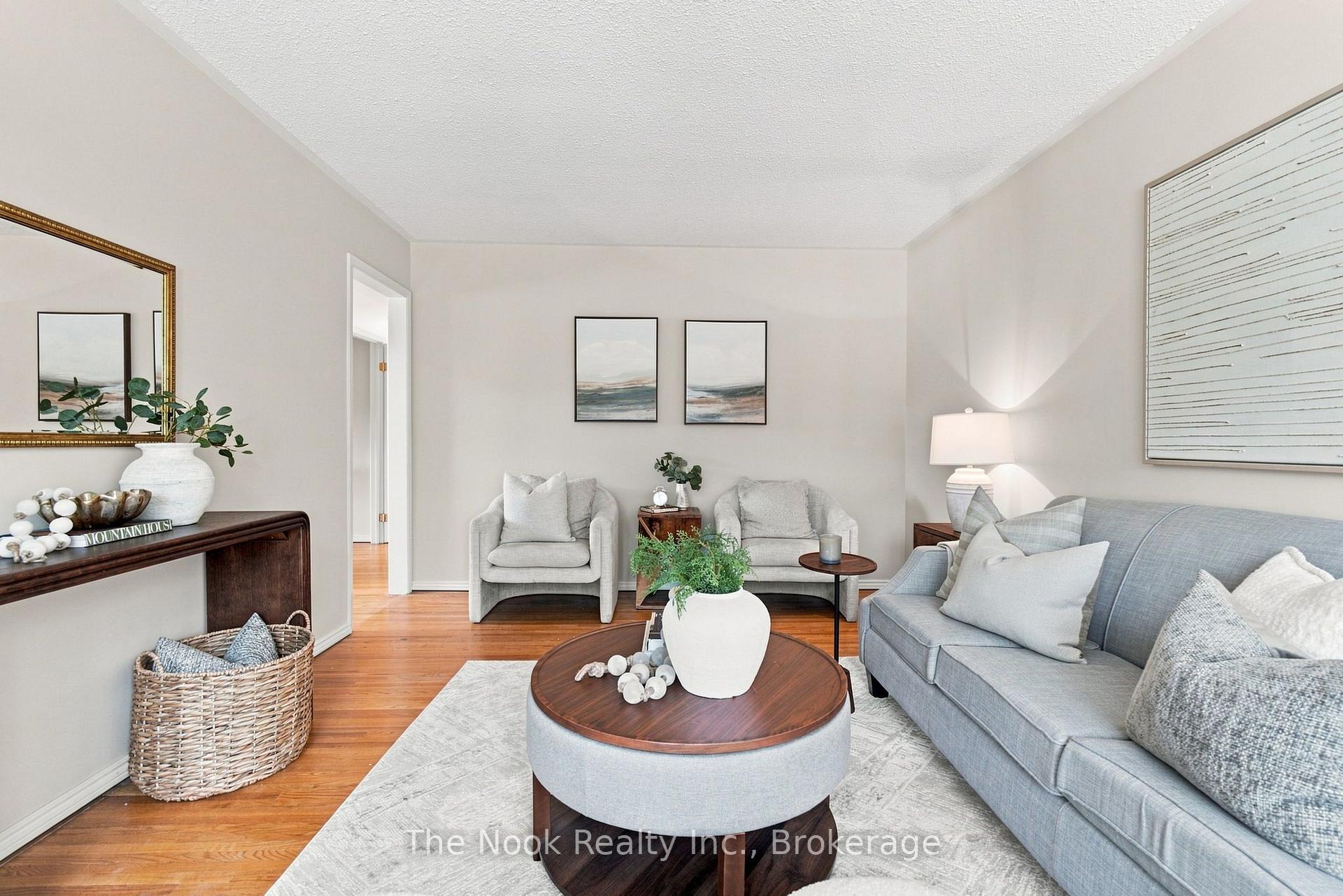 Photo 6 of 274 Labrador Drive, Oshawa, Donevan — HOMEH