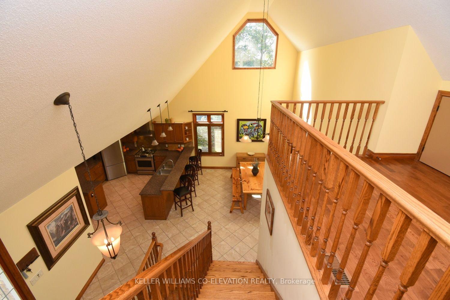 Photo 4 of 635 Millgrove Side Road, Hamilton, Rural Flamborough — HOMEH
