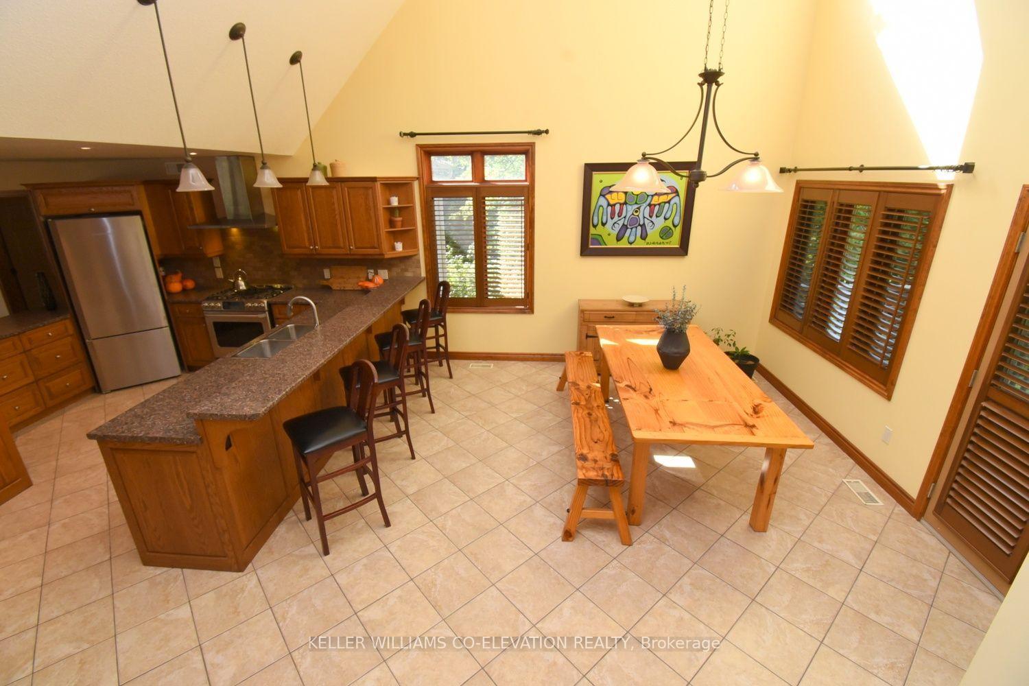 Photo 16 of 635 Millgrove Side Road, Hamilton, Rural Flamborough — HOMEH