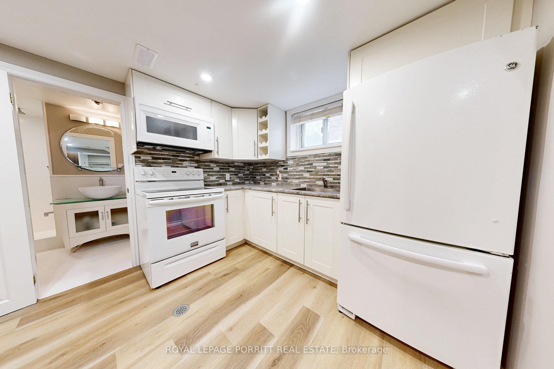 Photo 4 of Unit C, 73 Gort Avenue, Etobicoke, Alderwood — HOMEH