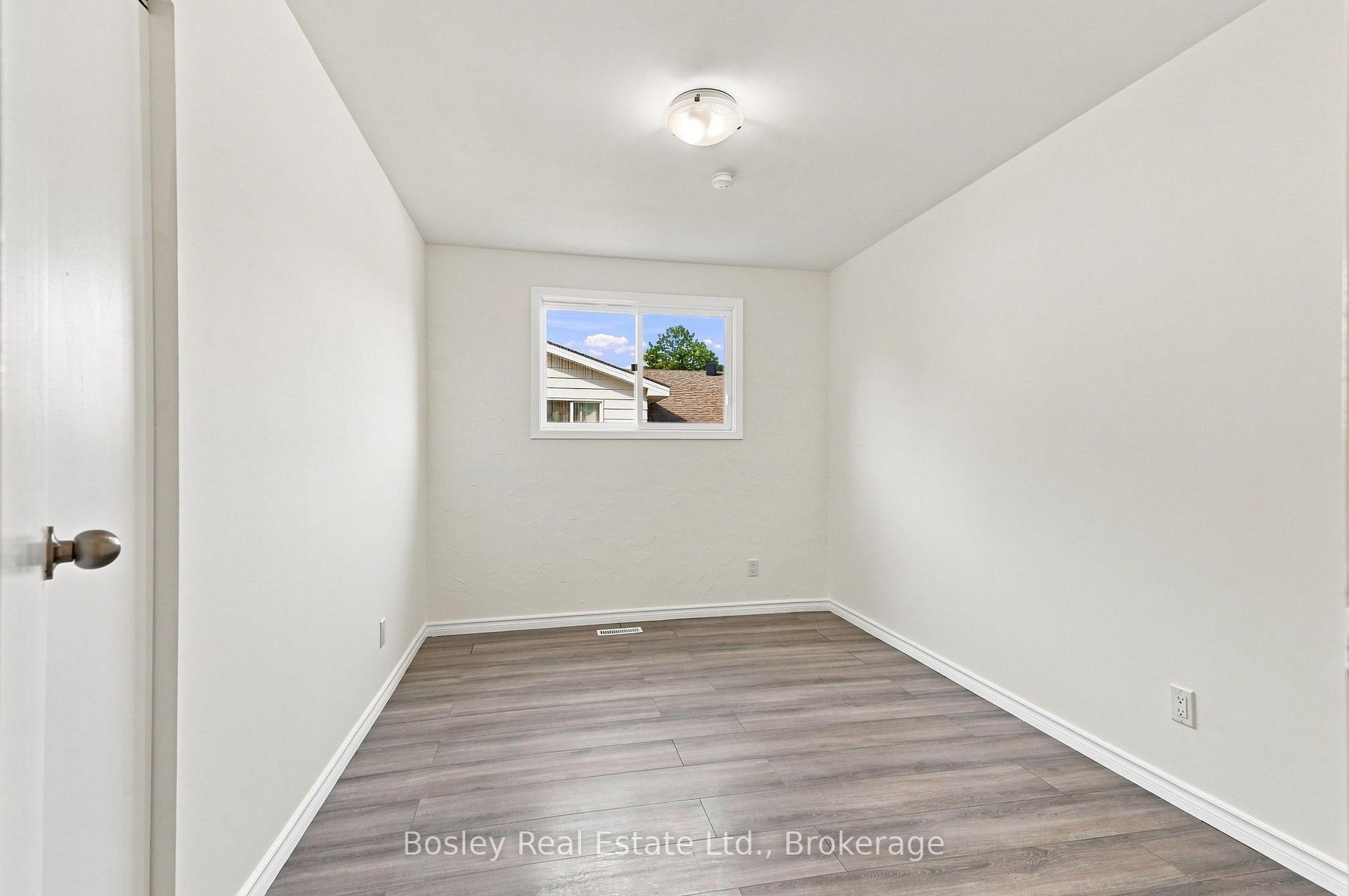 Photo 15 of 4 Griffin Road, Collingwood — HOMEH