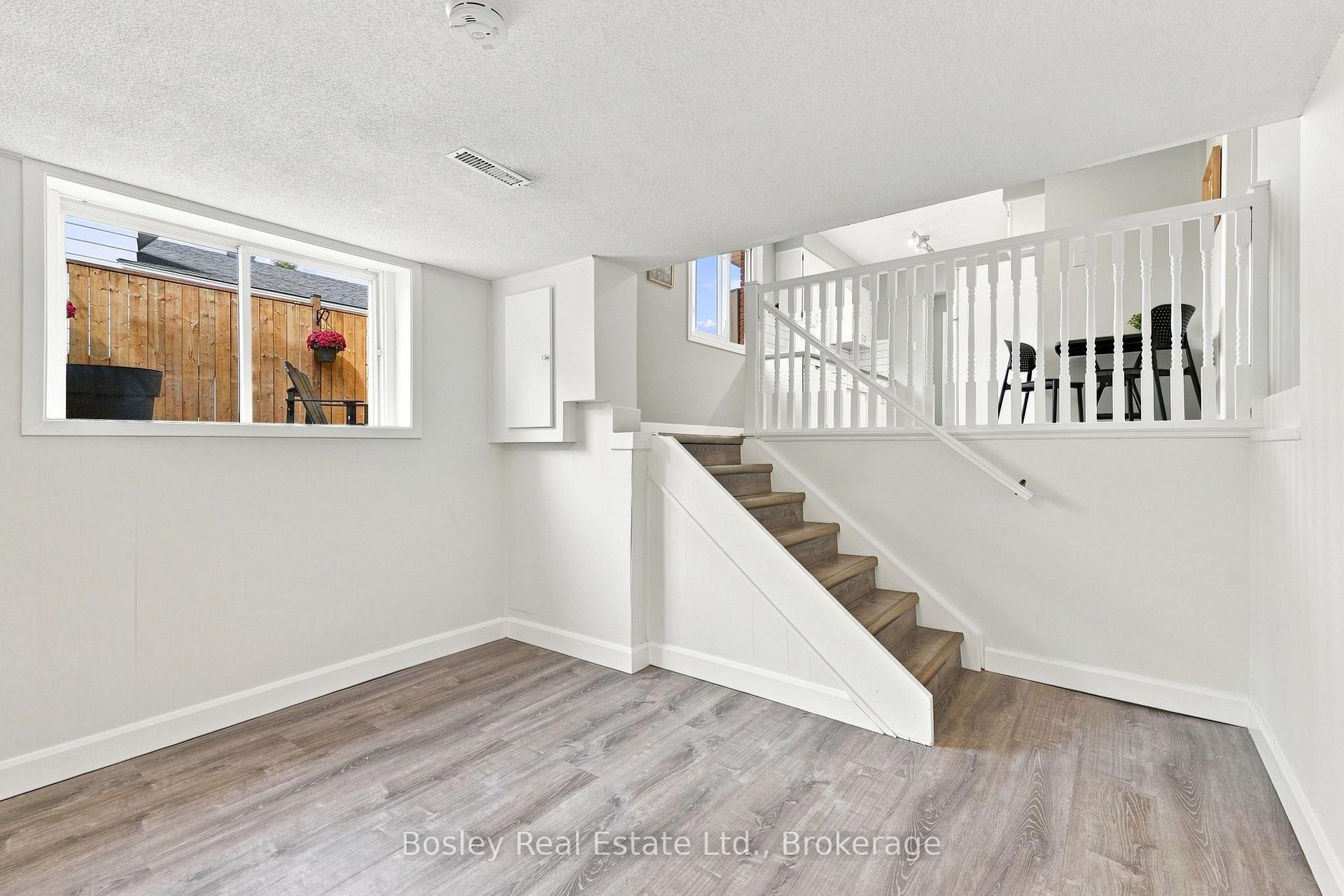 Photo 27 of 4 Griffin Road, Collingwood — HOMEH