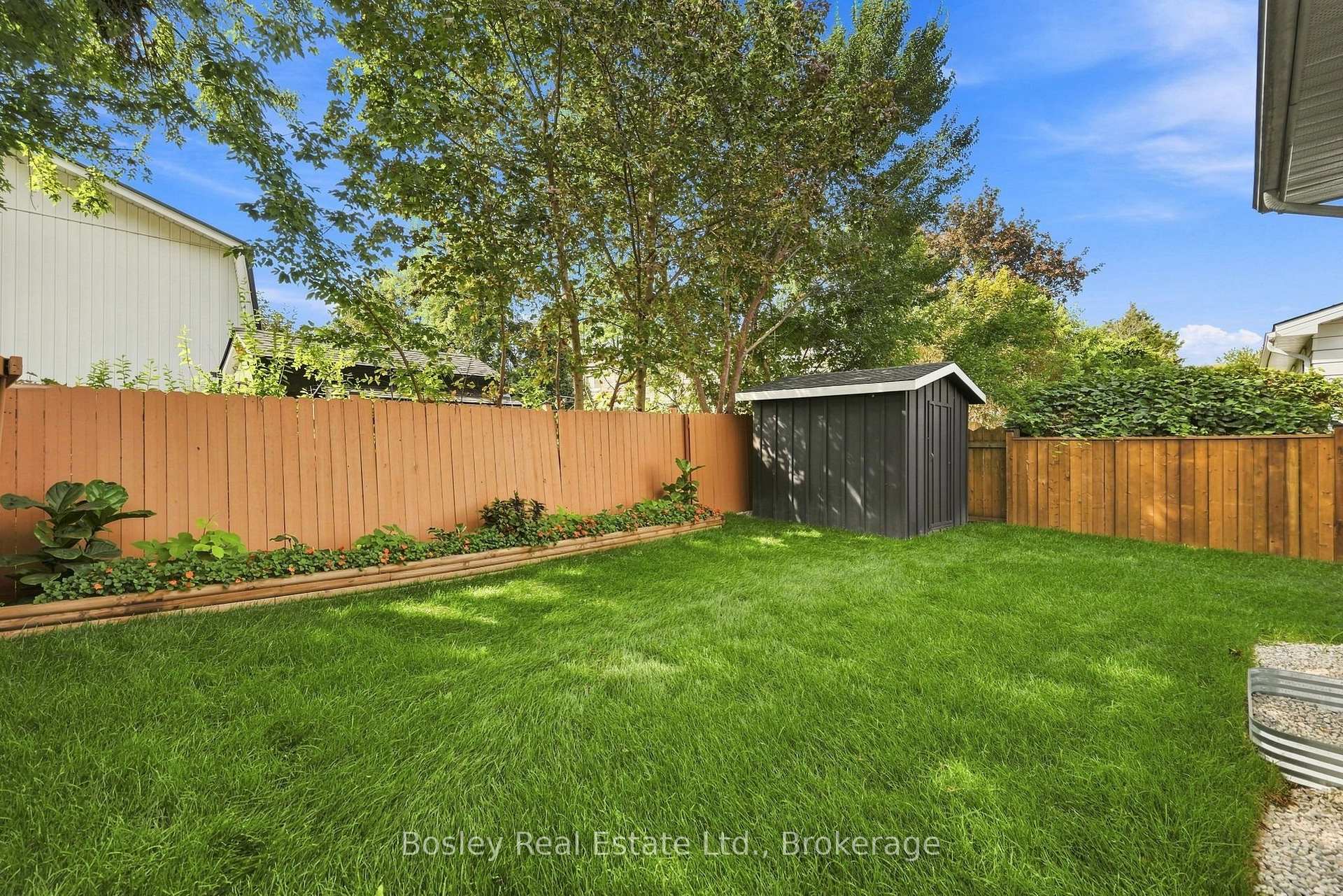 Photo 38 of 4 Griffin Road, Collingwood — HOMEH