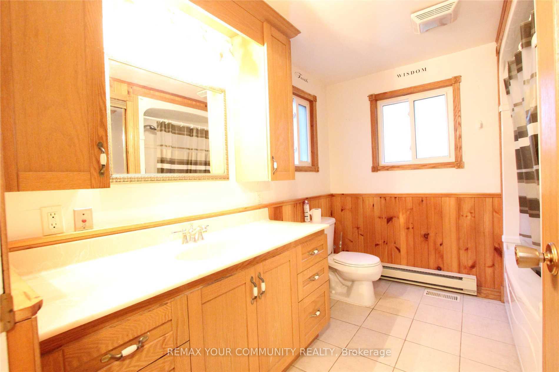 Photo 9 of 184 Riverbank Drive, Georgina, Pefferlaw — HOMEH