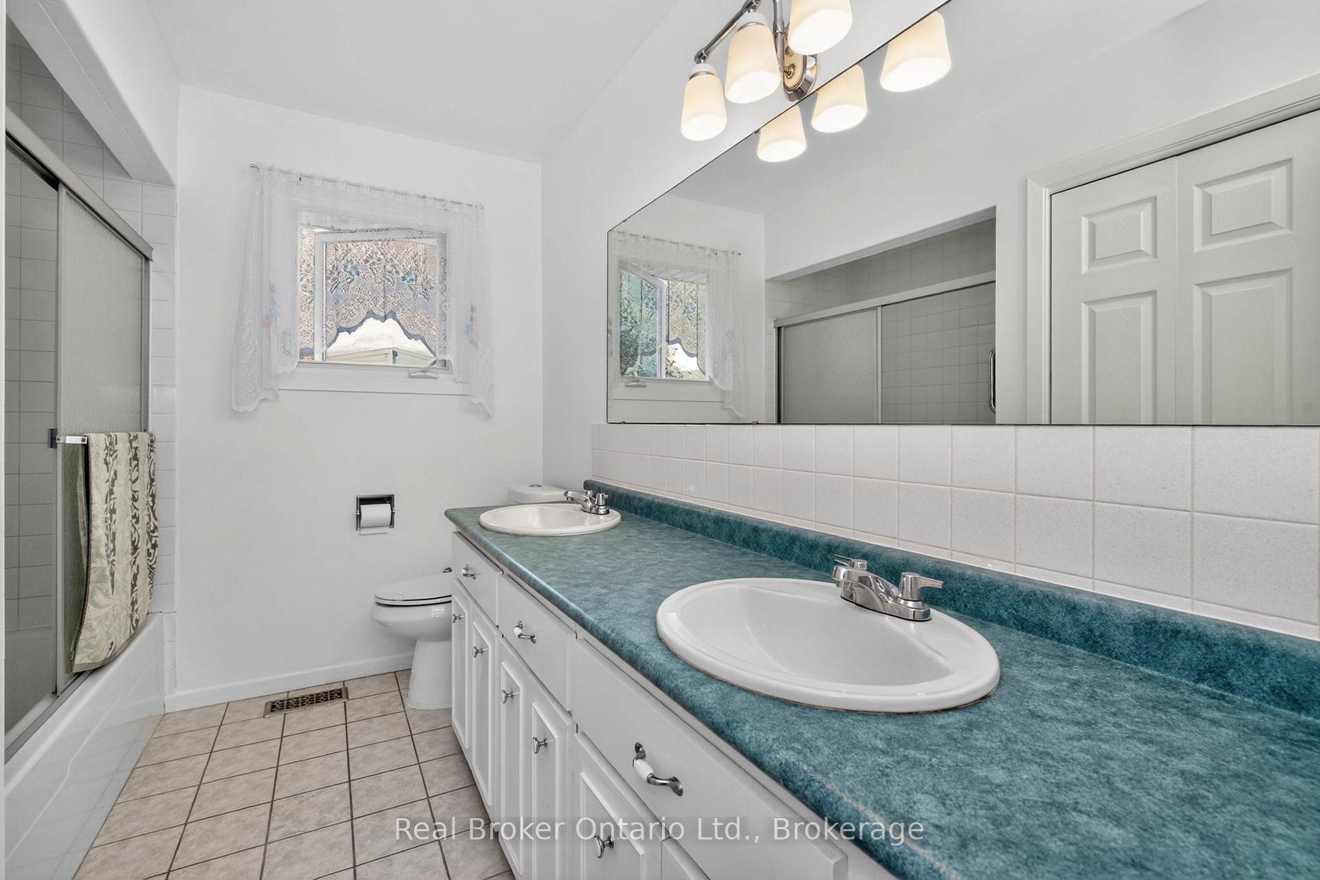 Photo 17 of 647 Manly Street, Midland — HOMEH