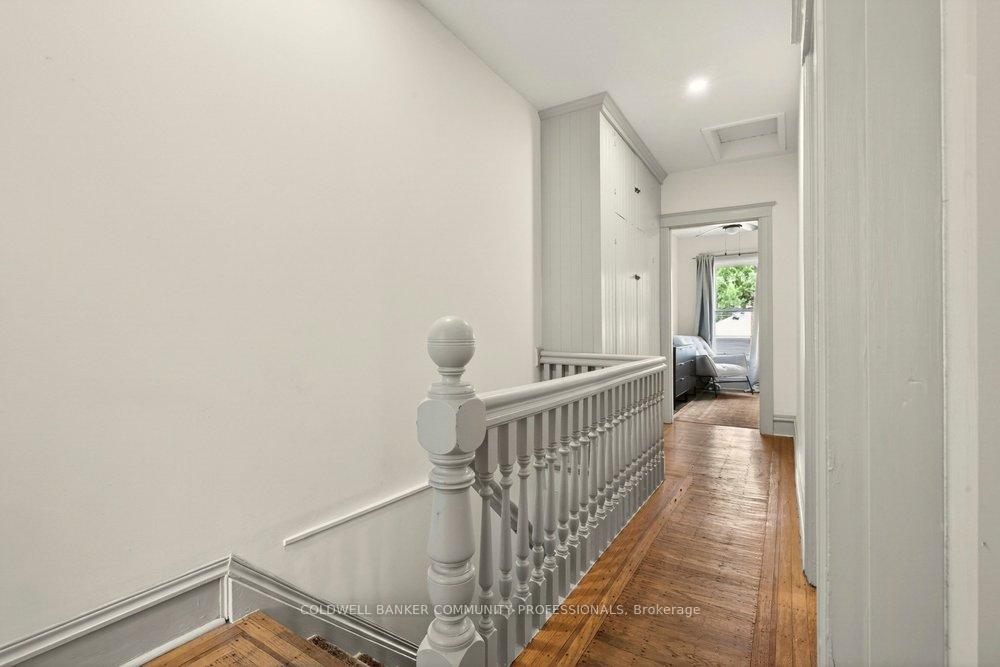 Photo 15 of 148 Dundurn Street N, Hamilton, Strathcona — HOMEH