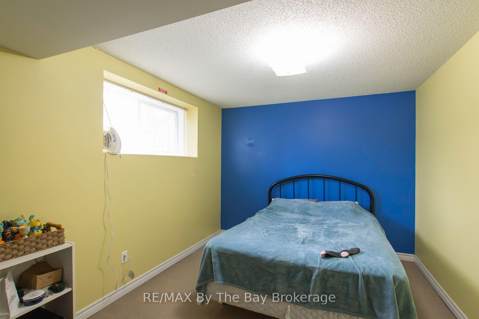 Photo 11 of 48 Rose Valley Way, Wasaga Beach — HOMEH