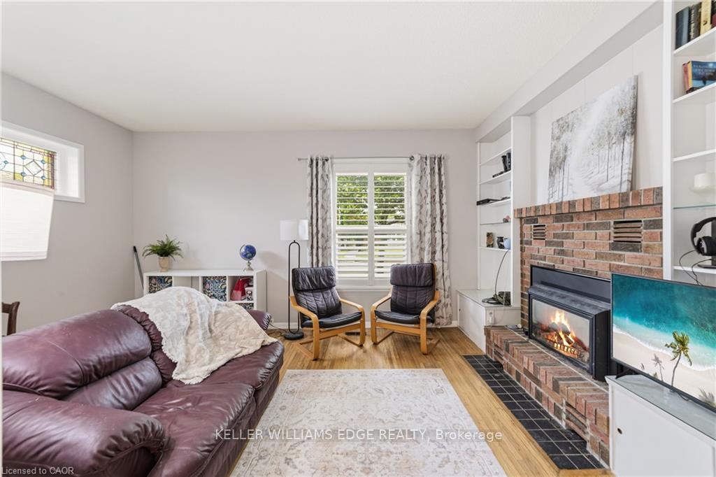 Photo 13 of 32 Clench Avenue, Brantford, Empire South — HOMEH