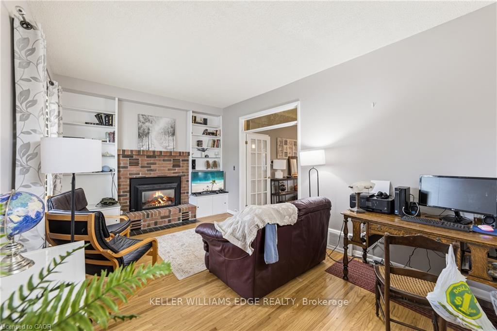 Photo 14 of 32 Clench Avenue, Brantford, Empire South — HOMEH