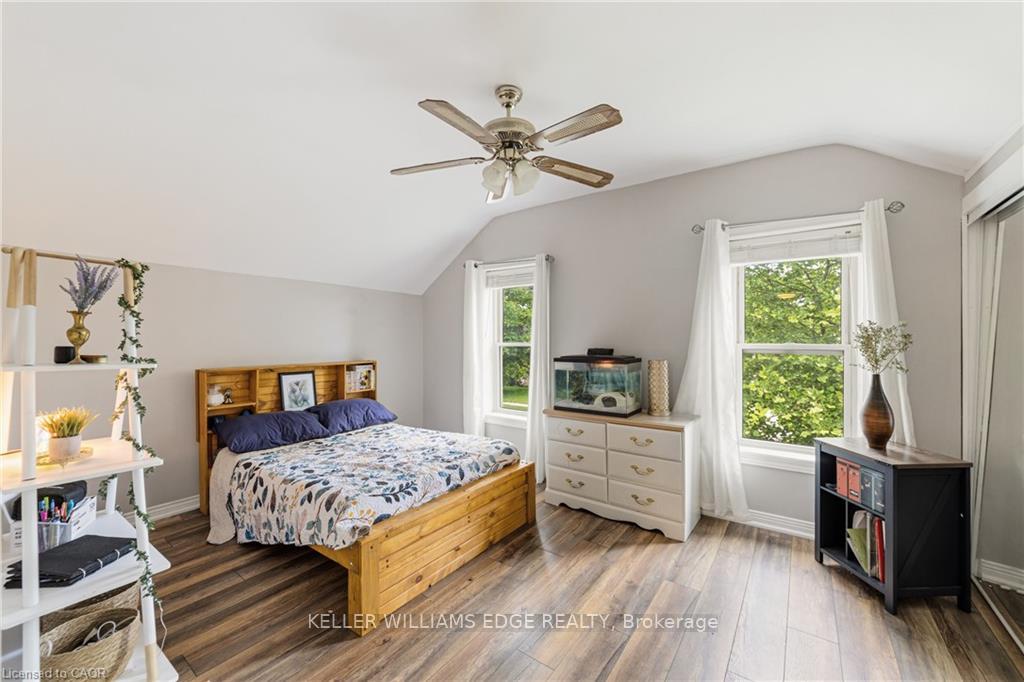Photo 16 of 32 Clench Avenue, Brantford, Empire South — HOMEH
