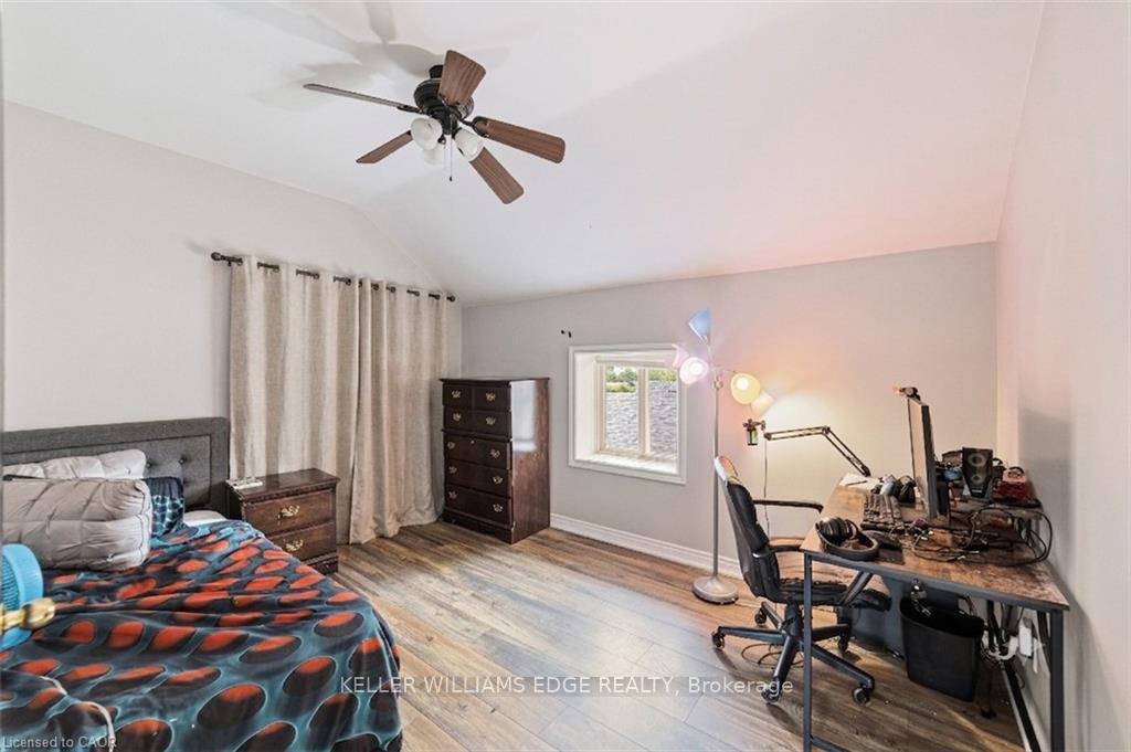 Photo 17 of 32 Clench Avenue, Brantford, Empire South — HOMEH