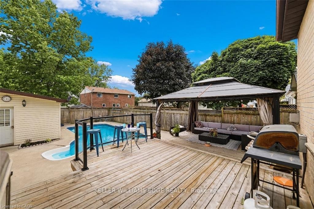 Photo 27 of 32 Clench Avenue, Brantford, Empire South — HOMEH