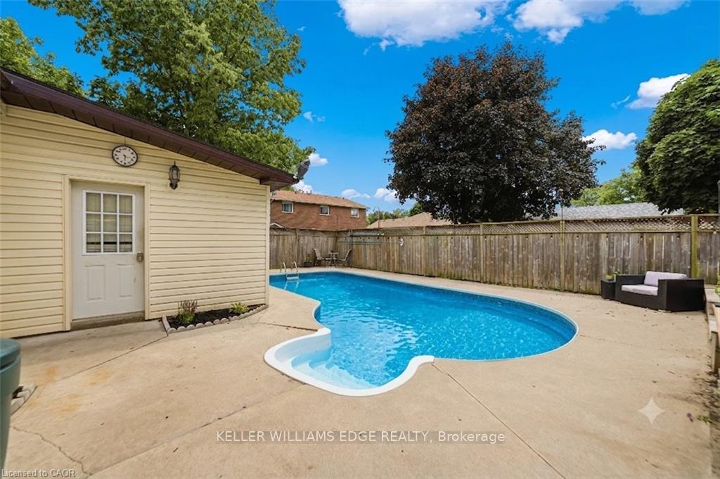 Photo 28 of 32 Clench Avenue, Brantford, Empire South — HOMEH