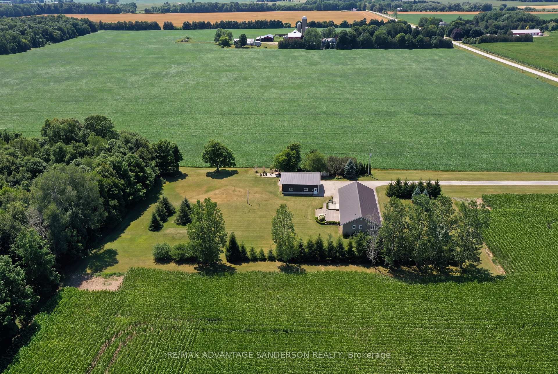 Photo 4 of 14677 Ten Mile Road, Middlesex Centre, Rural Middlesex Centre — HOMEH