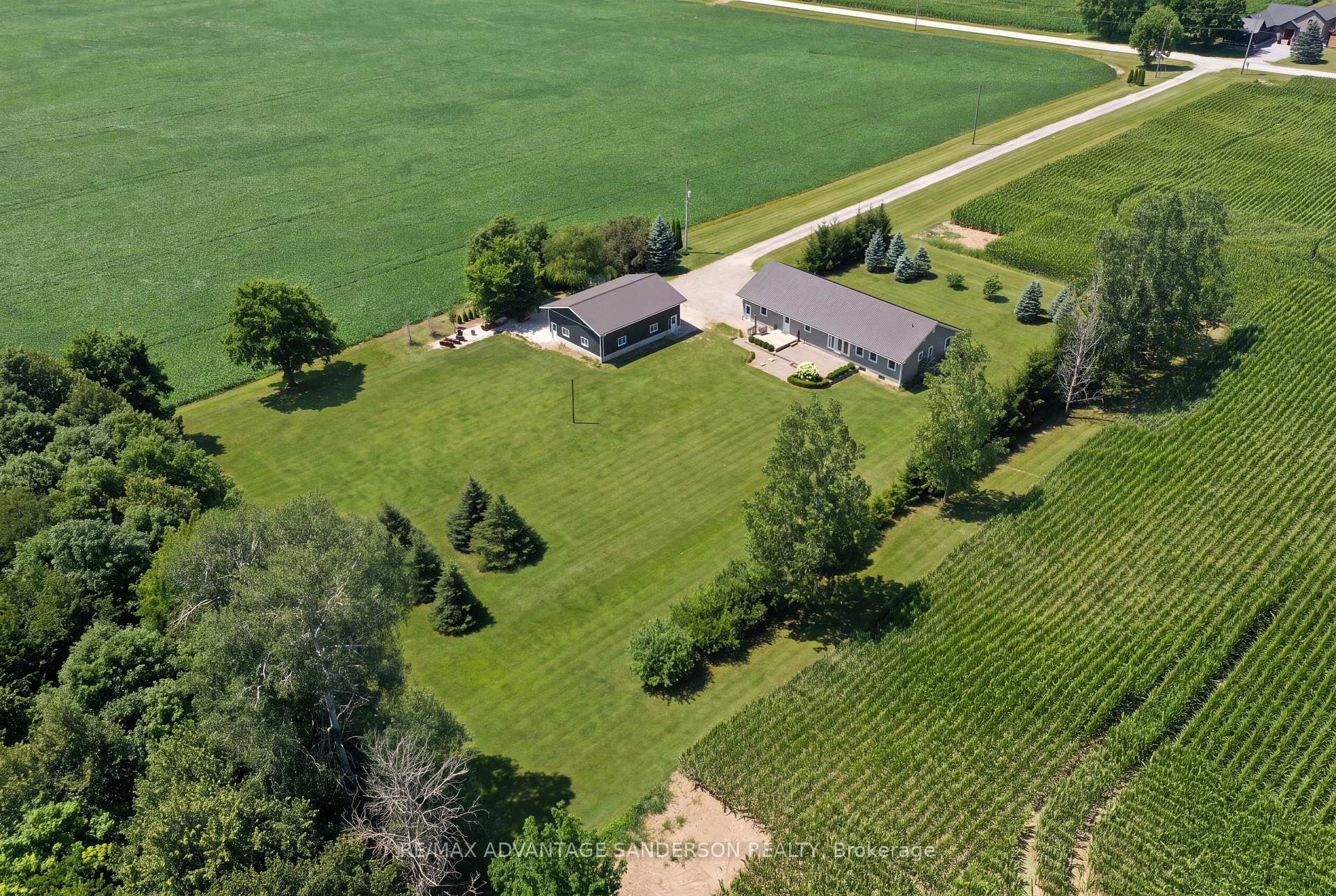 Photo 5 of 14677 Ten Mile Road, Middlesex Centre, Rural Middlesex Centre — HOMEH