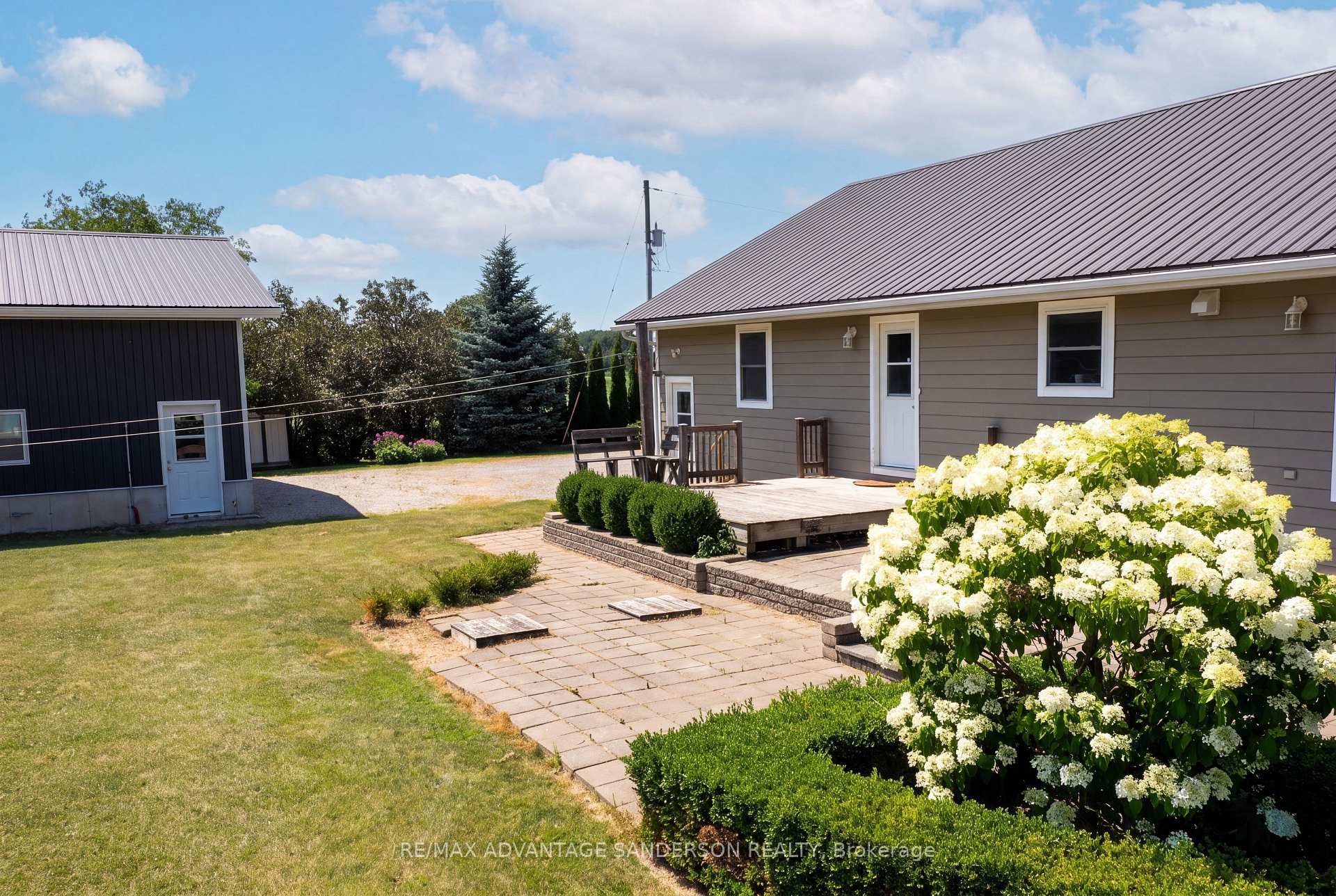 Photo 16 of 14677 Ten Mile Road, Middlesex Centre, Rural Middlesex Centre — HOMEH