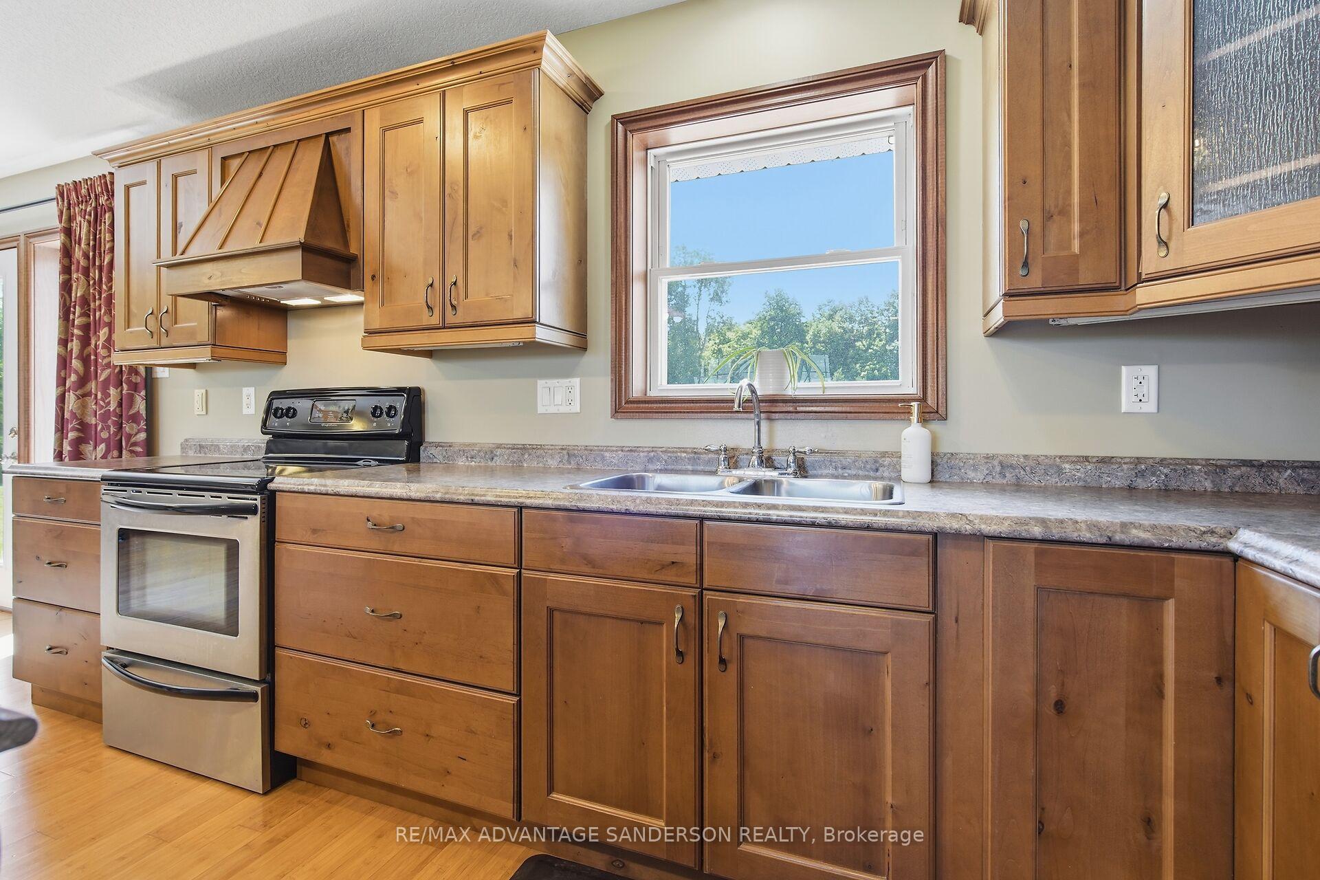 Photo 34 of 14677 Ten Mile Road, Middlesex Centre, Rural Middlesex Centre — HOMEH