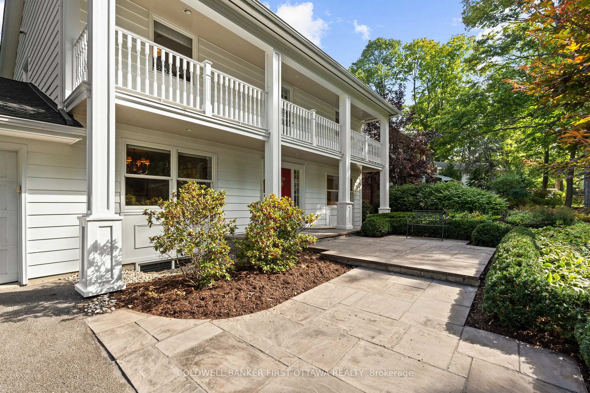 Photo 5 of 229 Crocus Avenue, Ottawa, Applewood Acres — HOMEH