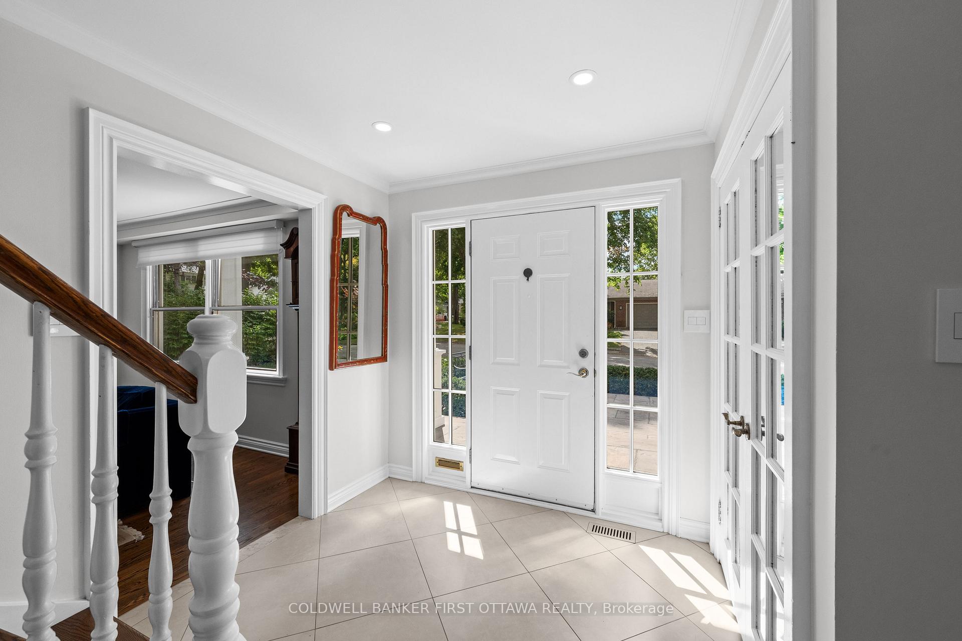 Photo 7 of 229 Crocus Avenue, Ottawa, Applewood Acres — HOMEH