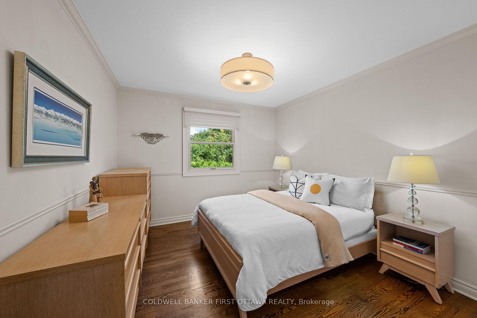 Photo 25 of 229 Crocus Avenue, Ottawa, Applewood Acres — HOMEH