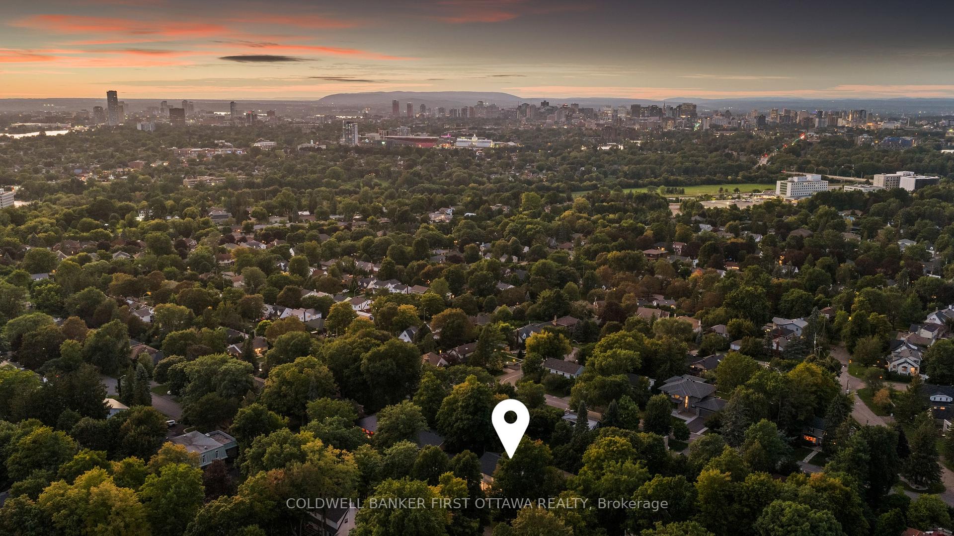 Photo 38 of 229 Crocus Avenue, Ottawa, Applewood Acres — HOMEH