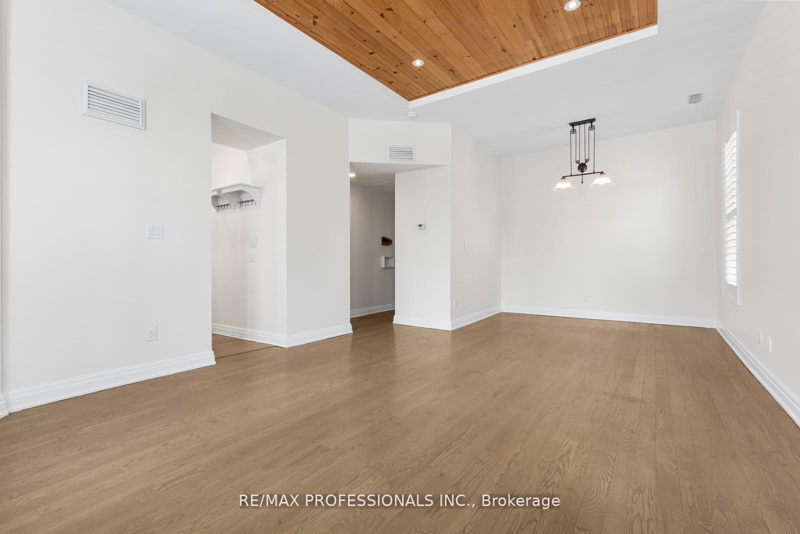 Photo 16 of Unit C, 253 Wellesley Street, Toronto, Cabbagetown-South St. James Town — HOMEH