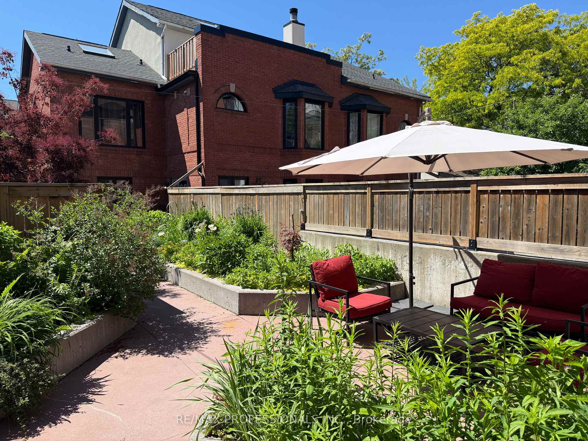 Photo 31 of Unit C, 253 Wellesley Street, Toronto, Cabbagetown-South St. James Town — HOMEH