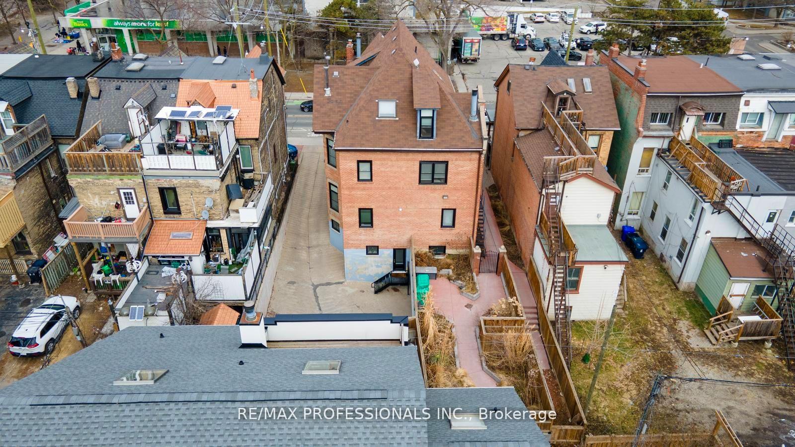 Photo 38 of Unit C, 253 Wellesley Street, Toronto, Cabbagetown-South St. James Town — HOMEH