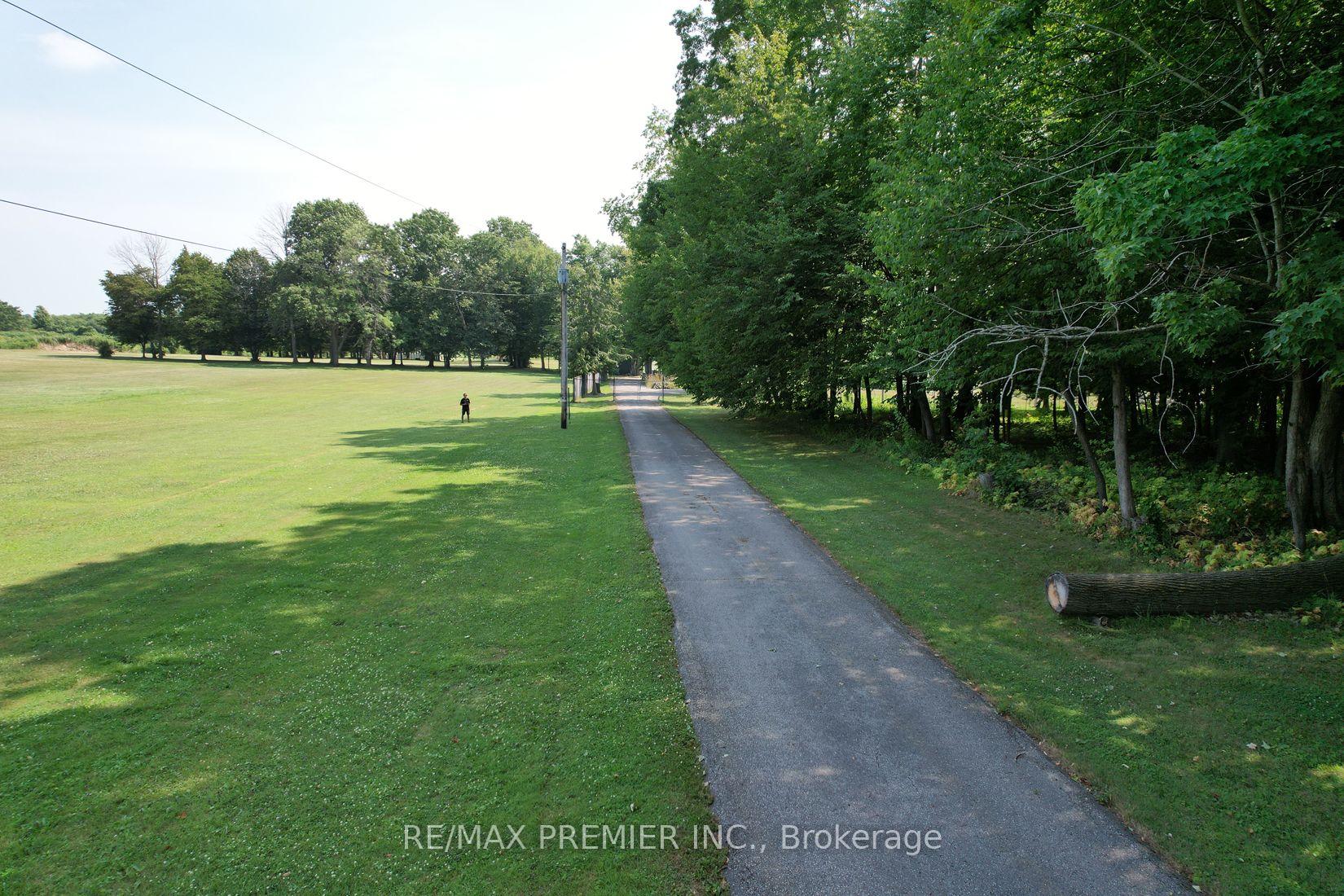 Photo 7 of 253 Morning Side Road, East Gwillimbury, Rural East Gwillimbury — HOMEH