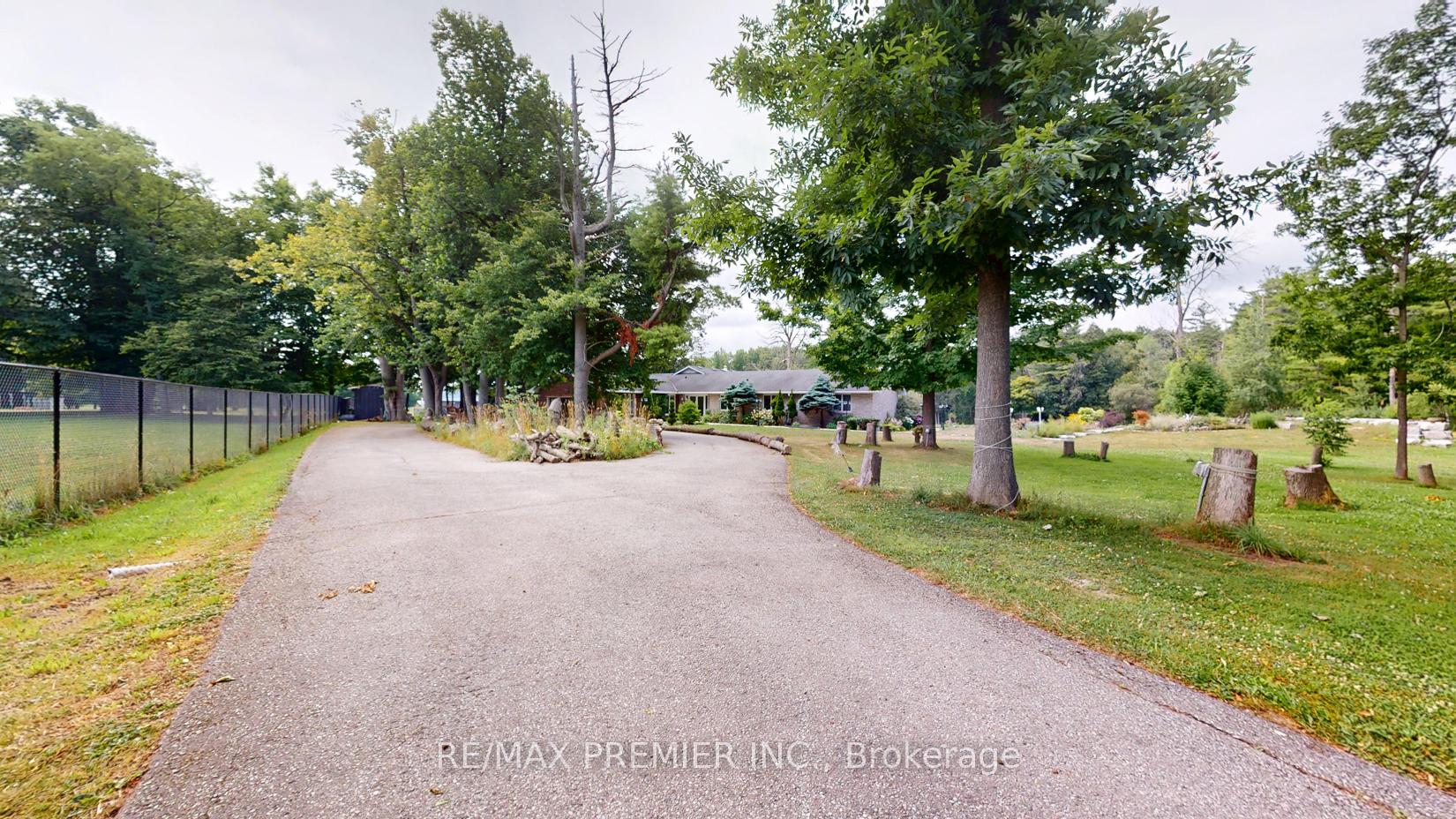 Photo 10 of 253 Morning Side Road, East Gwillimbury, Rural East Gwillimbury — HOMEH