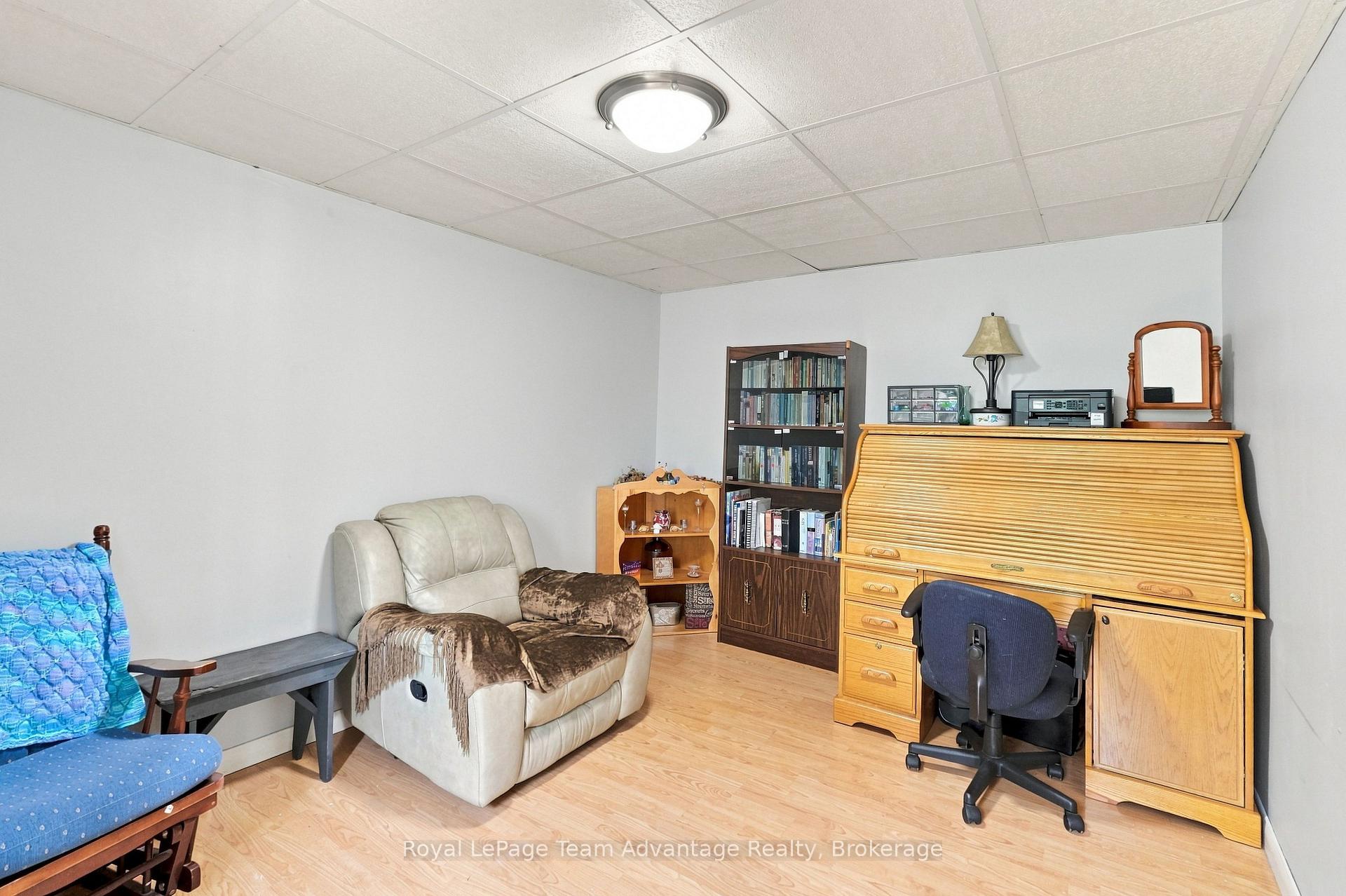 Photo 11 of 65 Isabella Street, Parry Sound — HOMEH